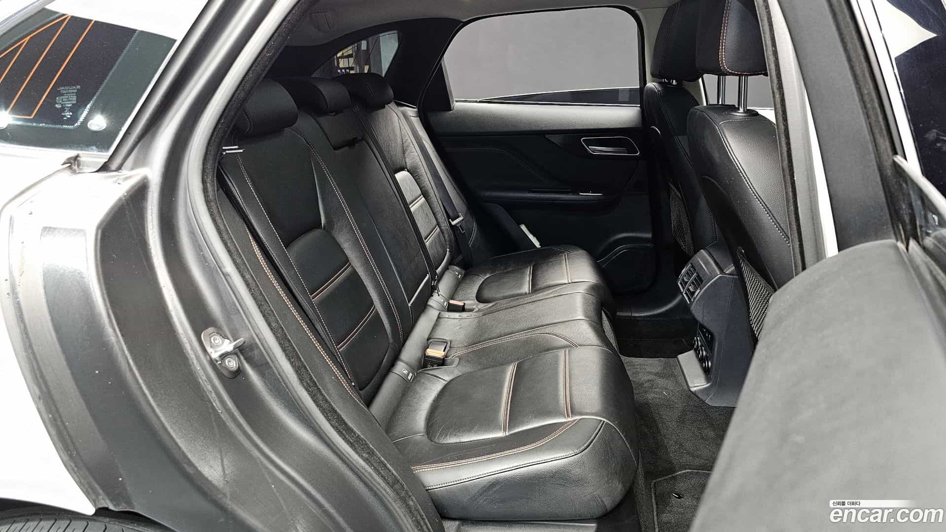 F-PACE Jaguar 2018.2-OPTION-015