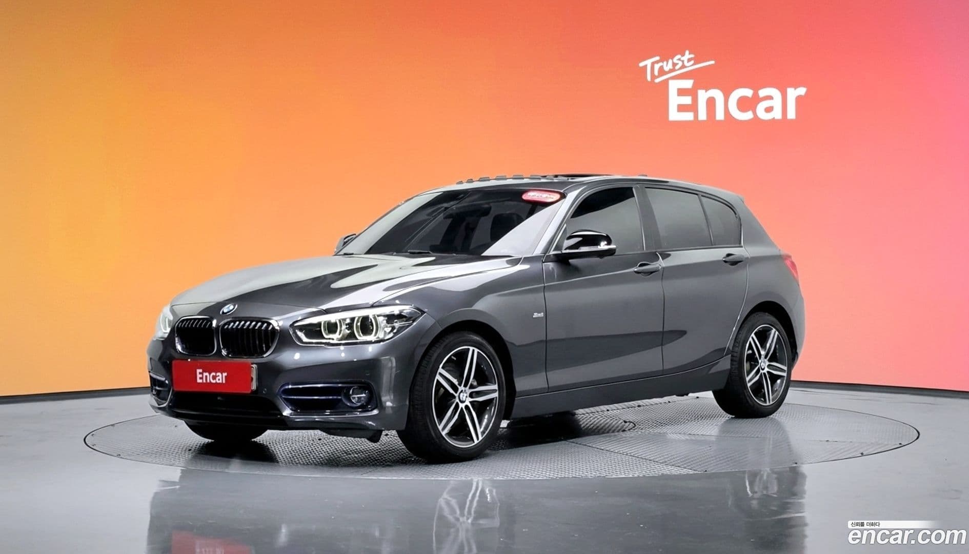 Main__Slider__Photo:1-Series BMW 2017.2-0