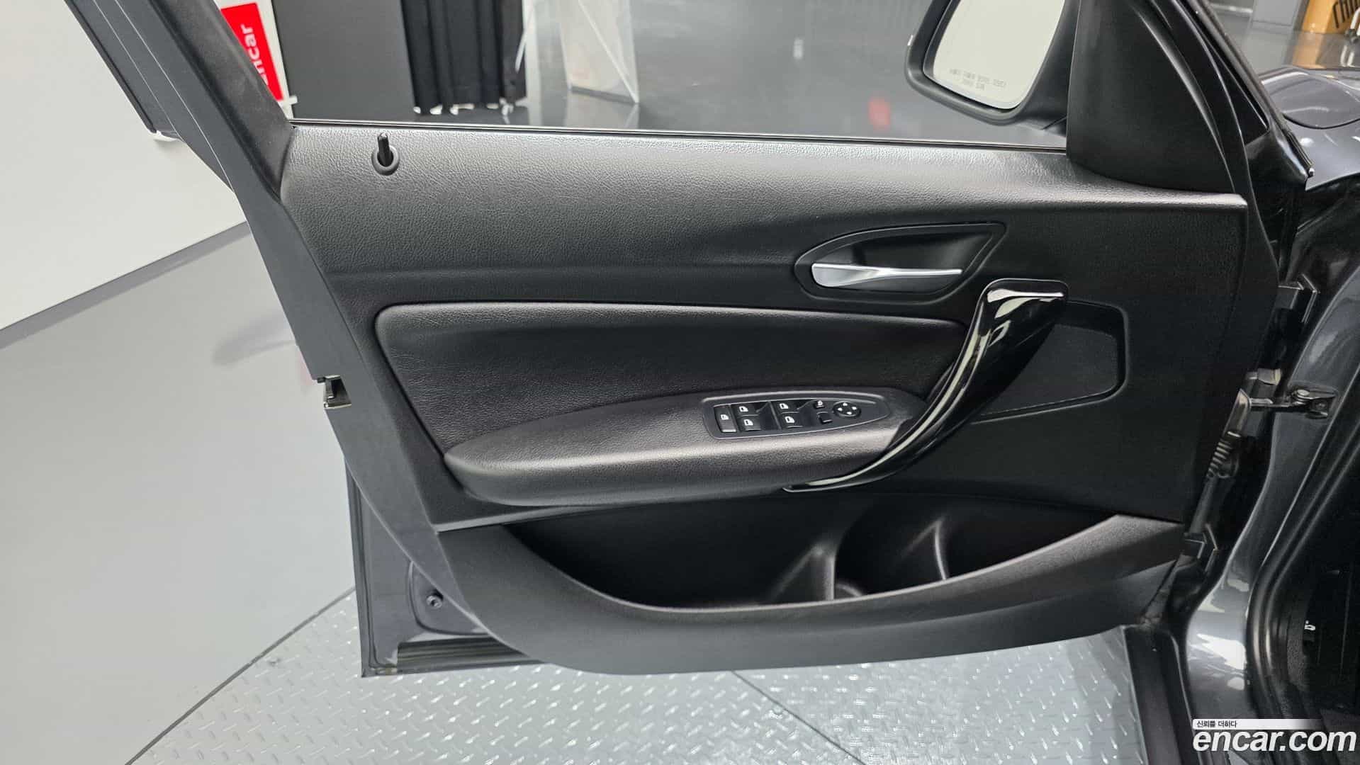 1-Series BMW 2017.2-INNER-034