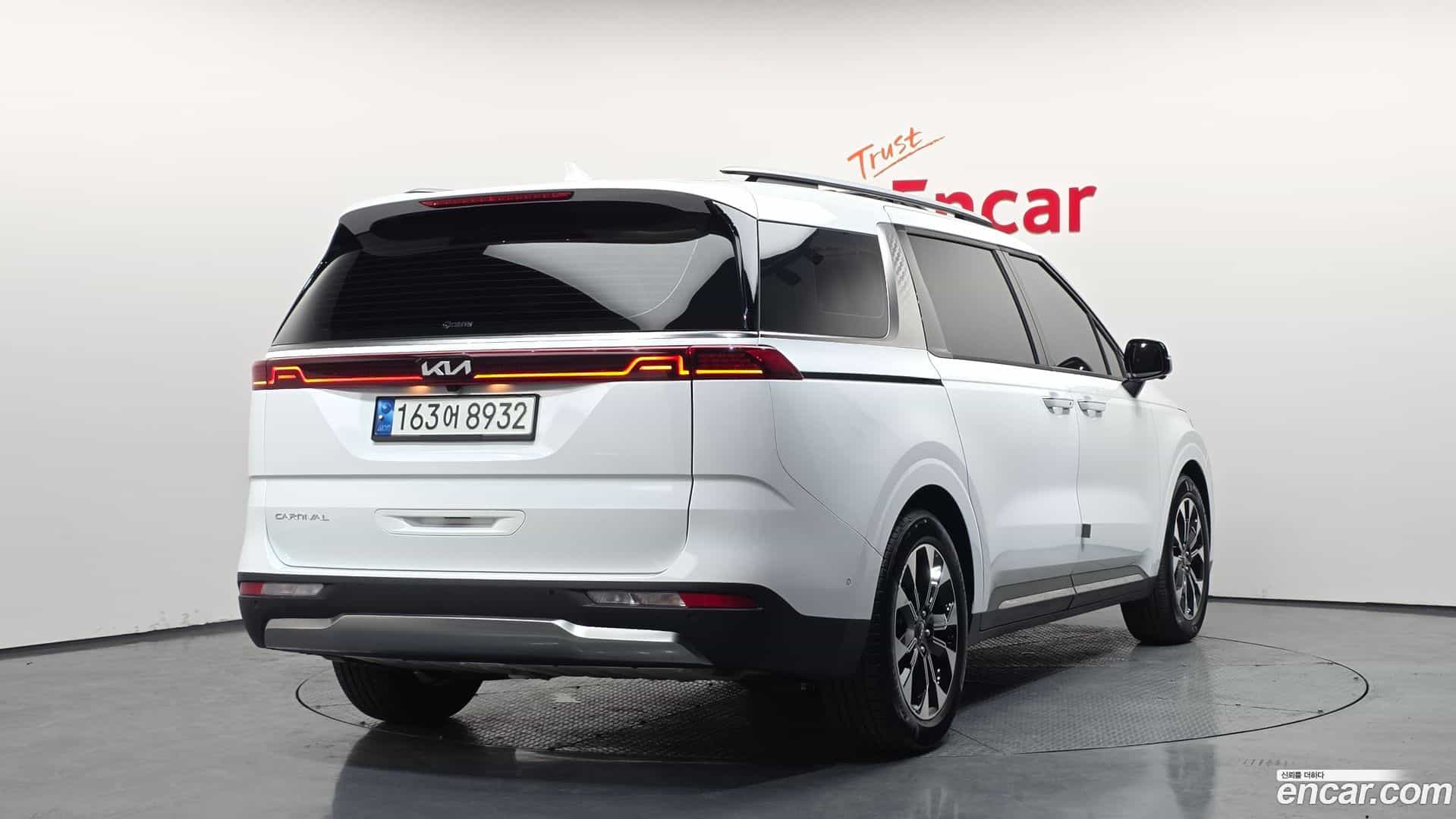 Canival Kia 2021.10-OUTER-002