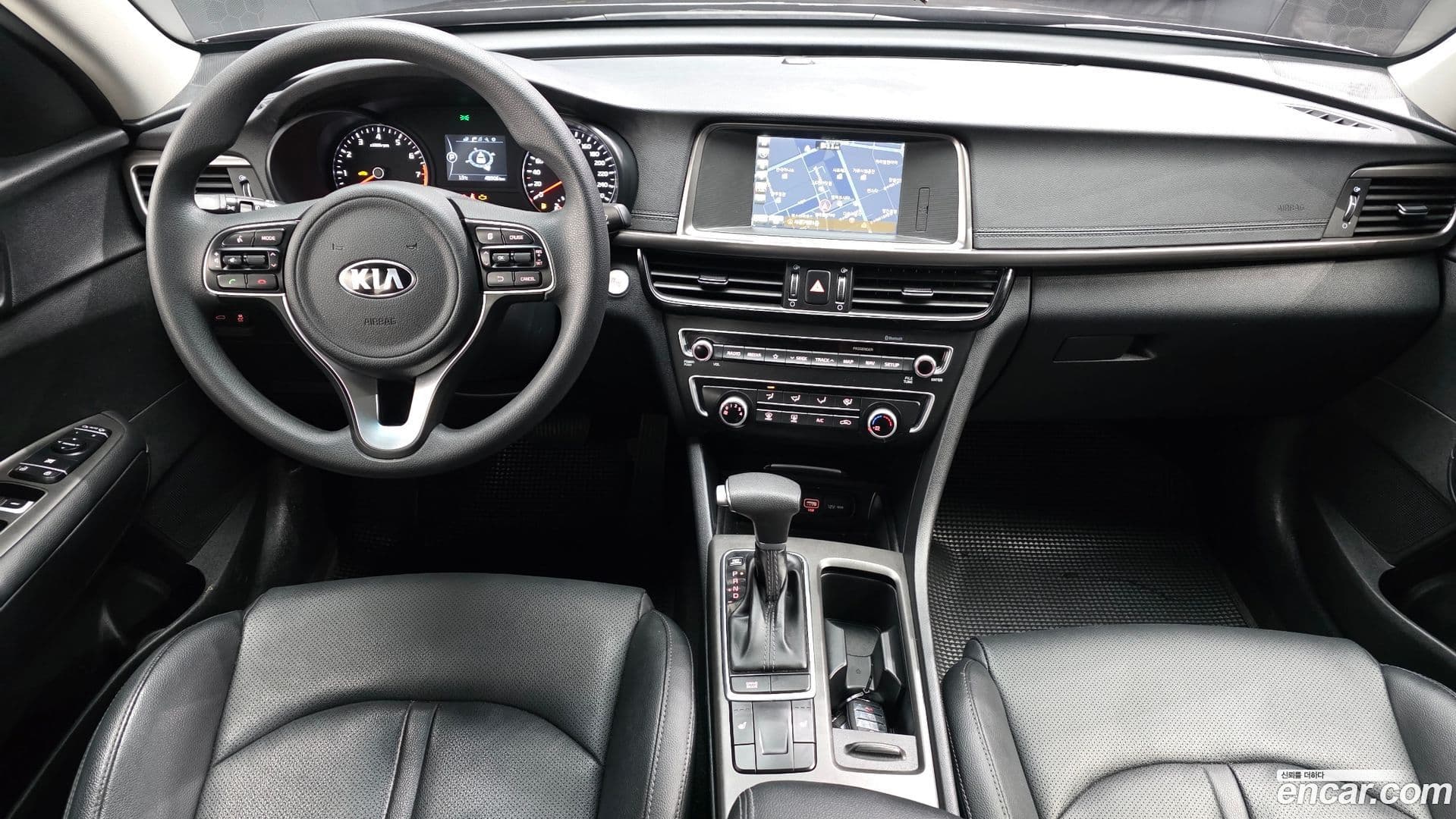 Main__Slider__Photo:K5 Kia 2017.11-6