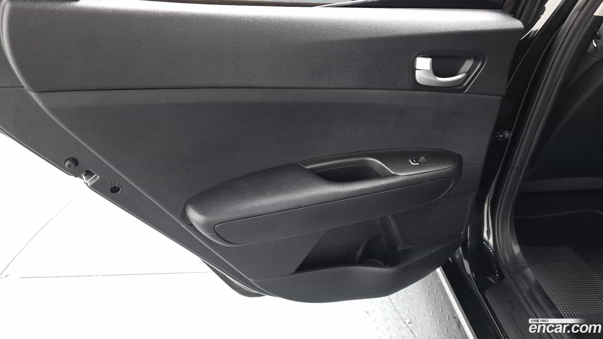 K5 Kia 2017.11-INNER-035