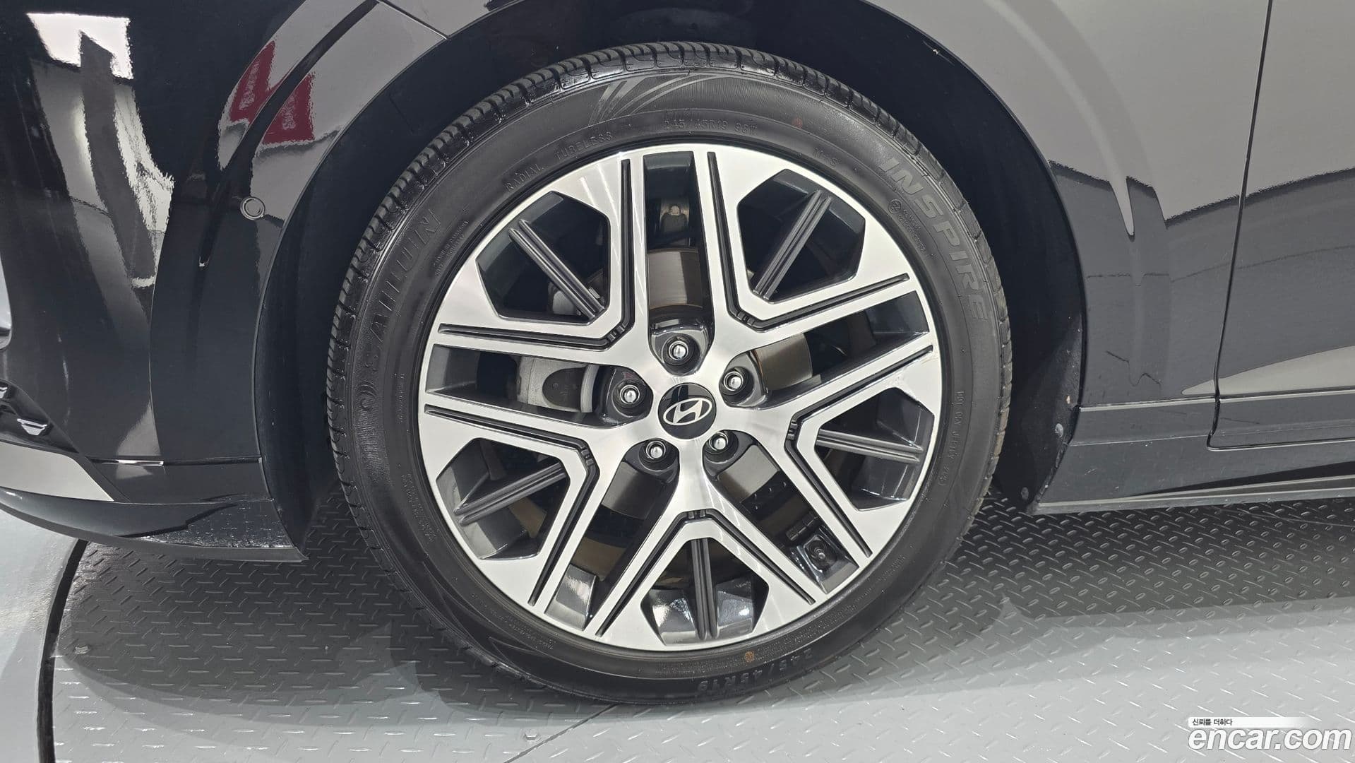 Main__Slider__Photo:Grandeur Hyundai 2023.2-4