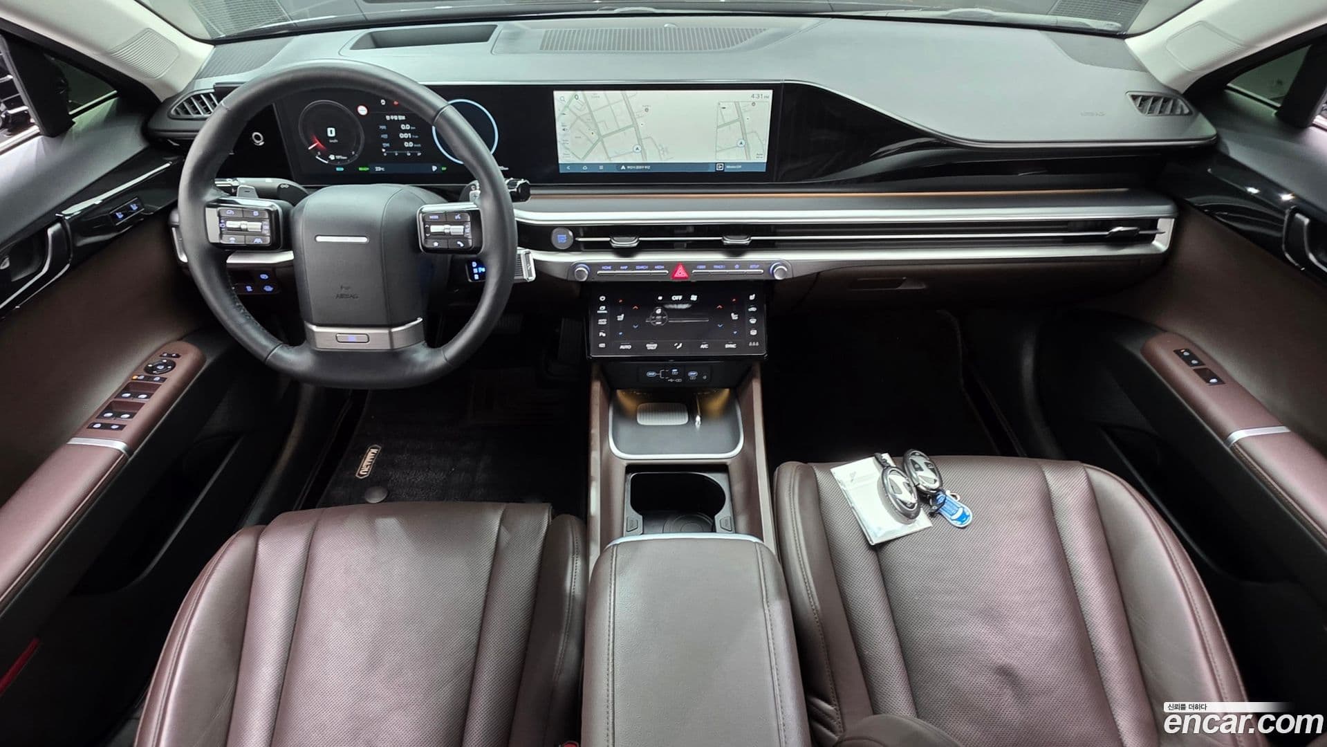 Main__Slider__Photo:Grandeur Hyundai 2023.2-6