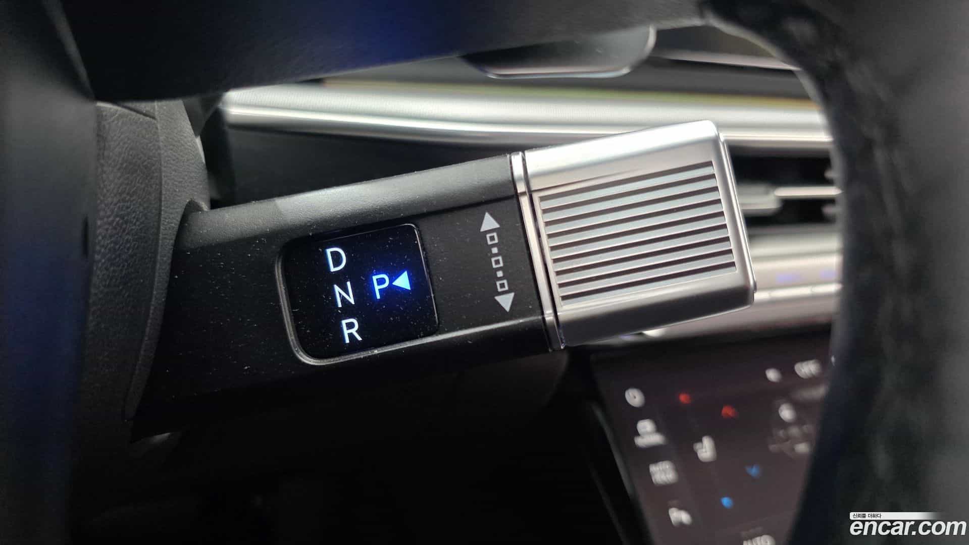 Grandeur Hyundai 2023.2-INNER-009