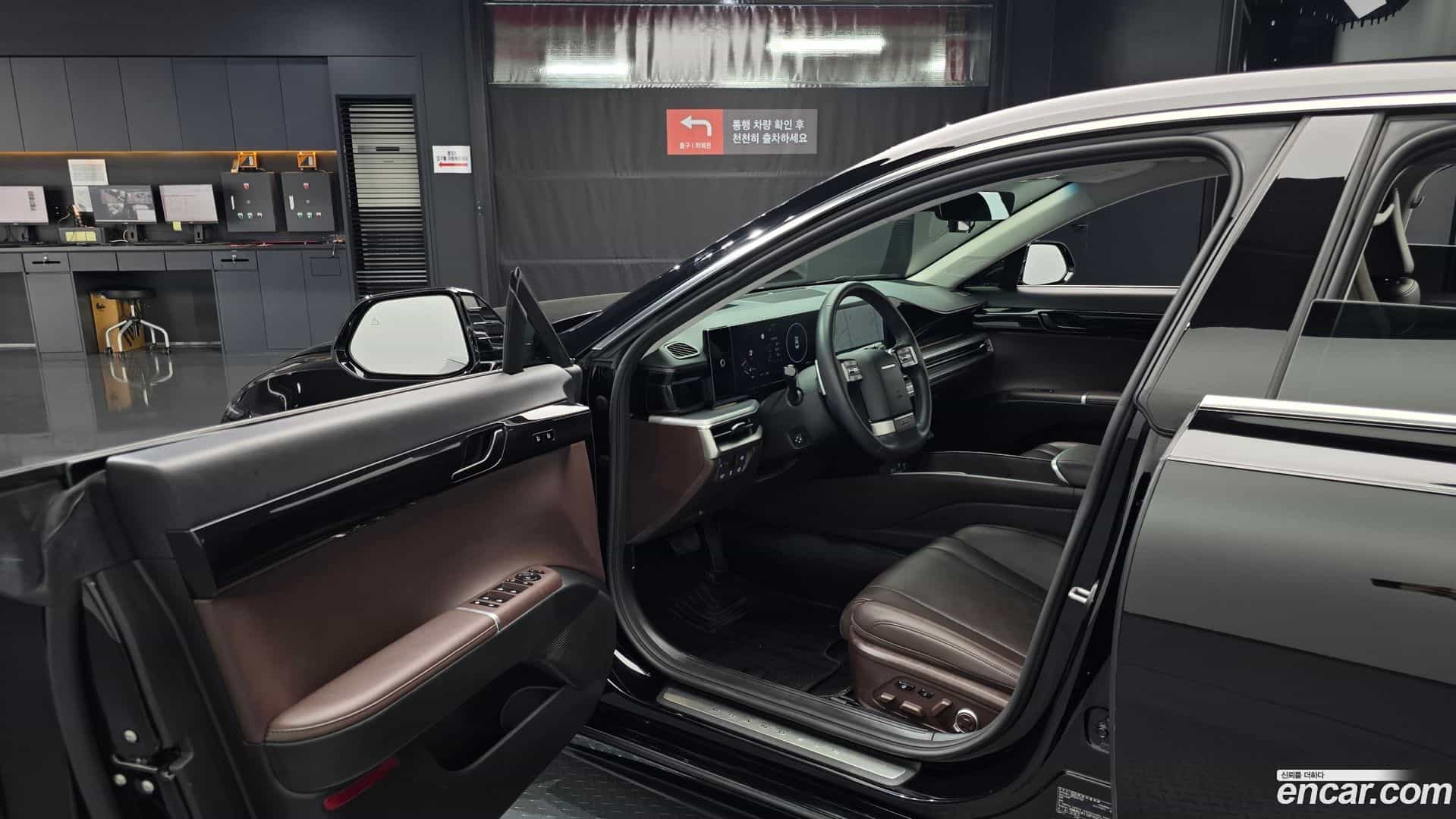 Grandeur Hyundai 2023.2-INNER-010