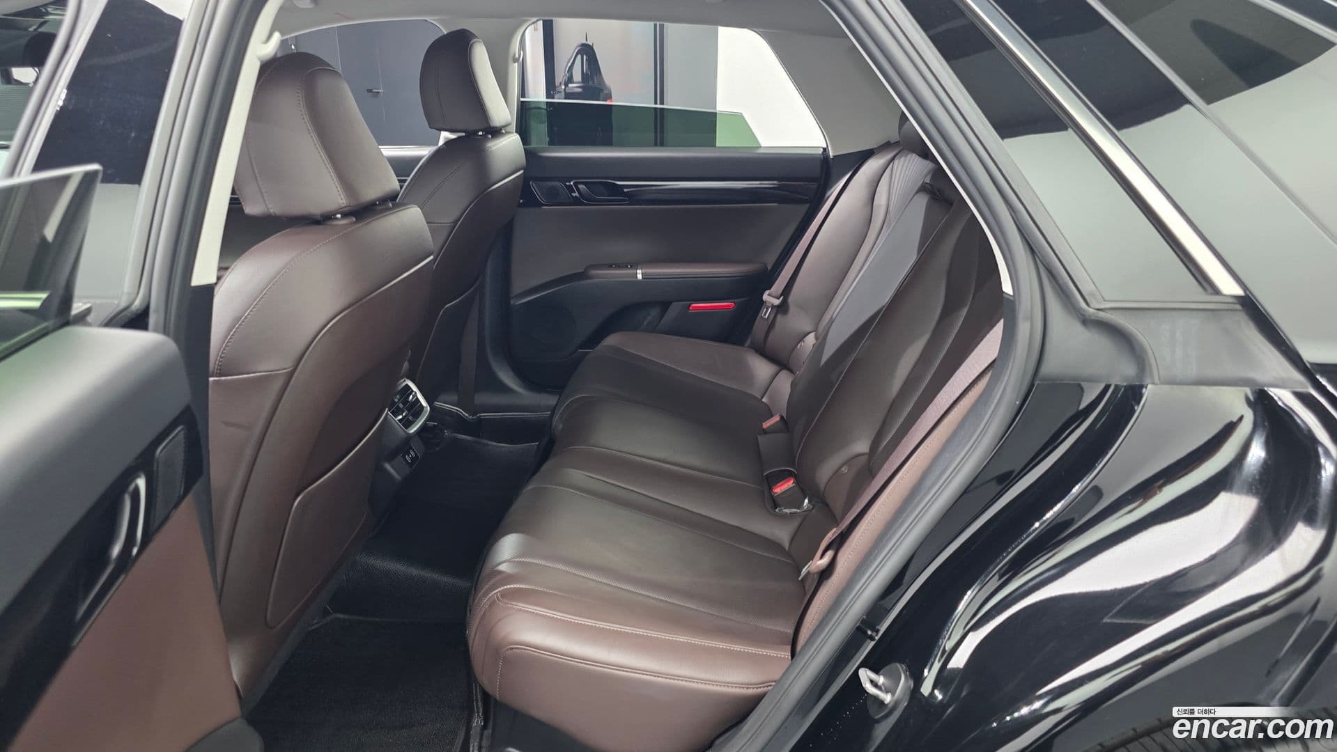 Main__Slider__Photo:Grandeur Hyundai 2023.2-11
