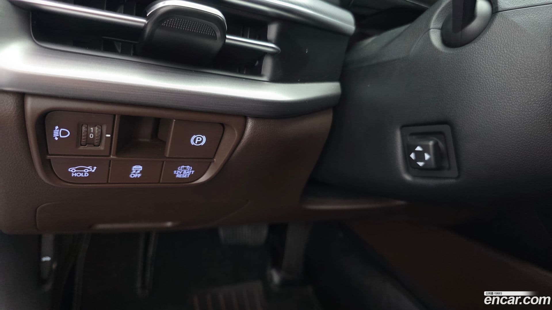 Main__Slider__Photo:Grandeur Hyundai 2023.2-16