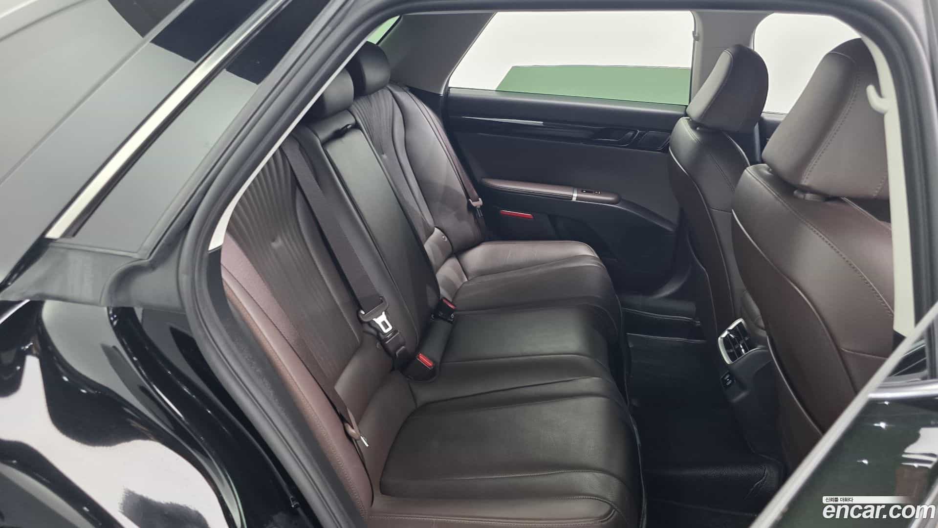 Grandeur Hyundai 2023.2-INNER-036