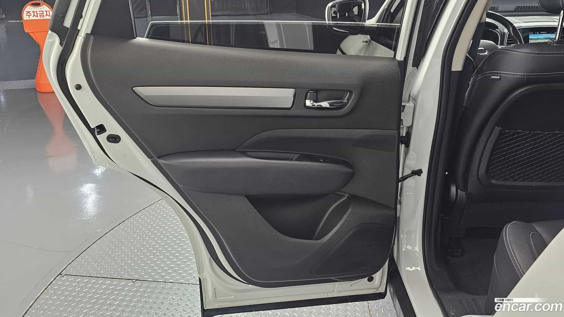 QM6 Renault Korea 2022.6-INNER-035