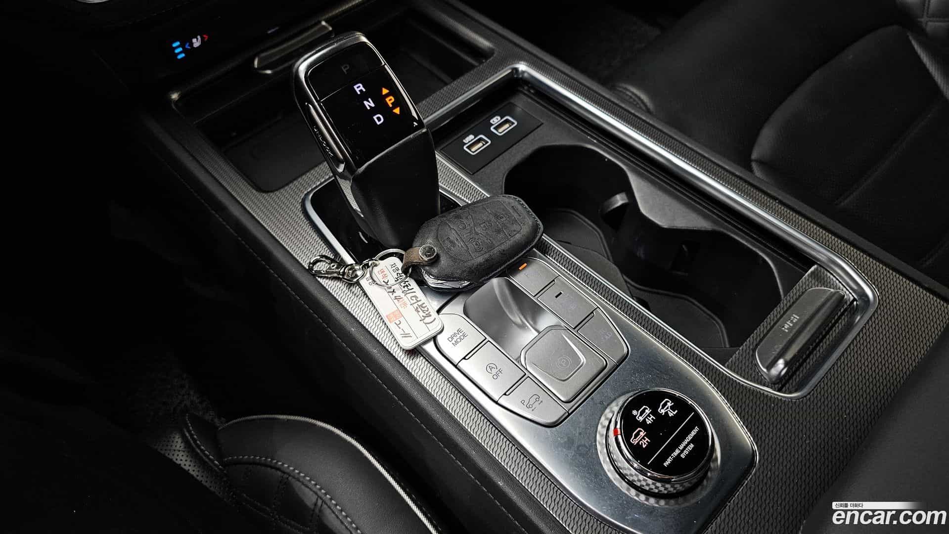 Rexton KG Mobility 2020.10-INNER-009
