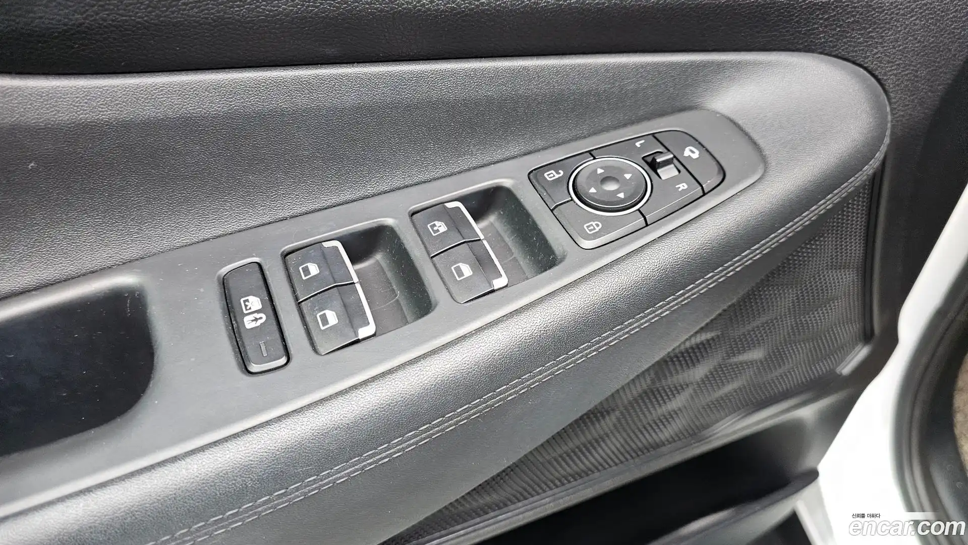 Santafe Hyundai 2021.0-OPTION-024