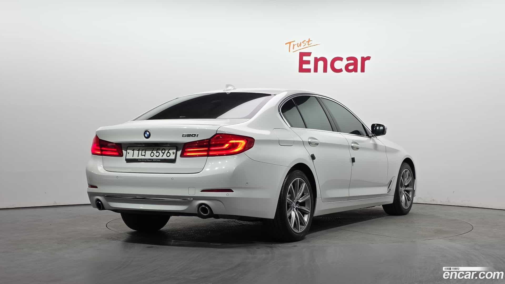 5-Series BMW 2019.5-OUTER-002