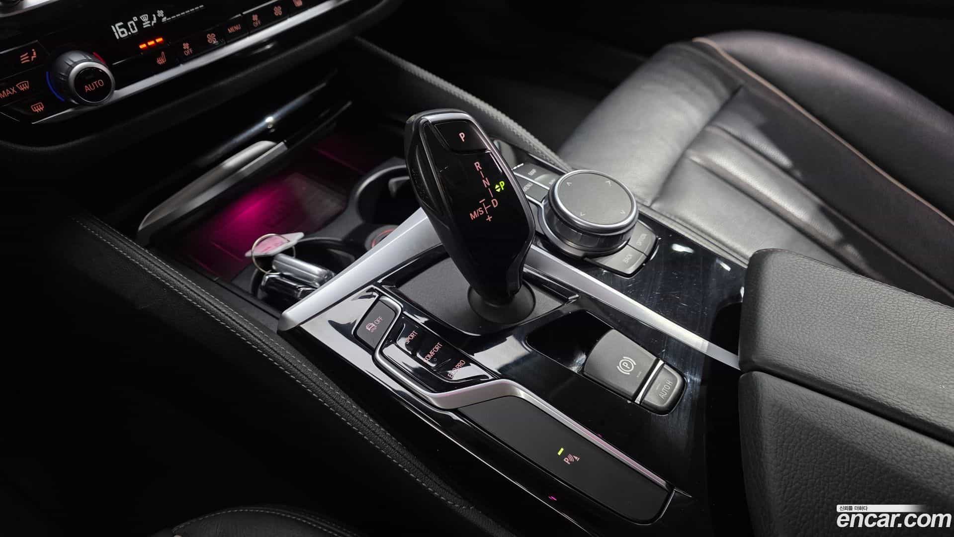 5-Series BMW 2019.5-INNER-009