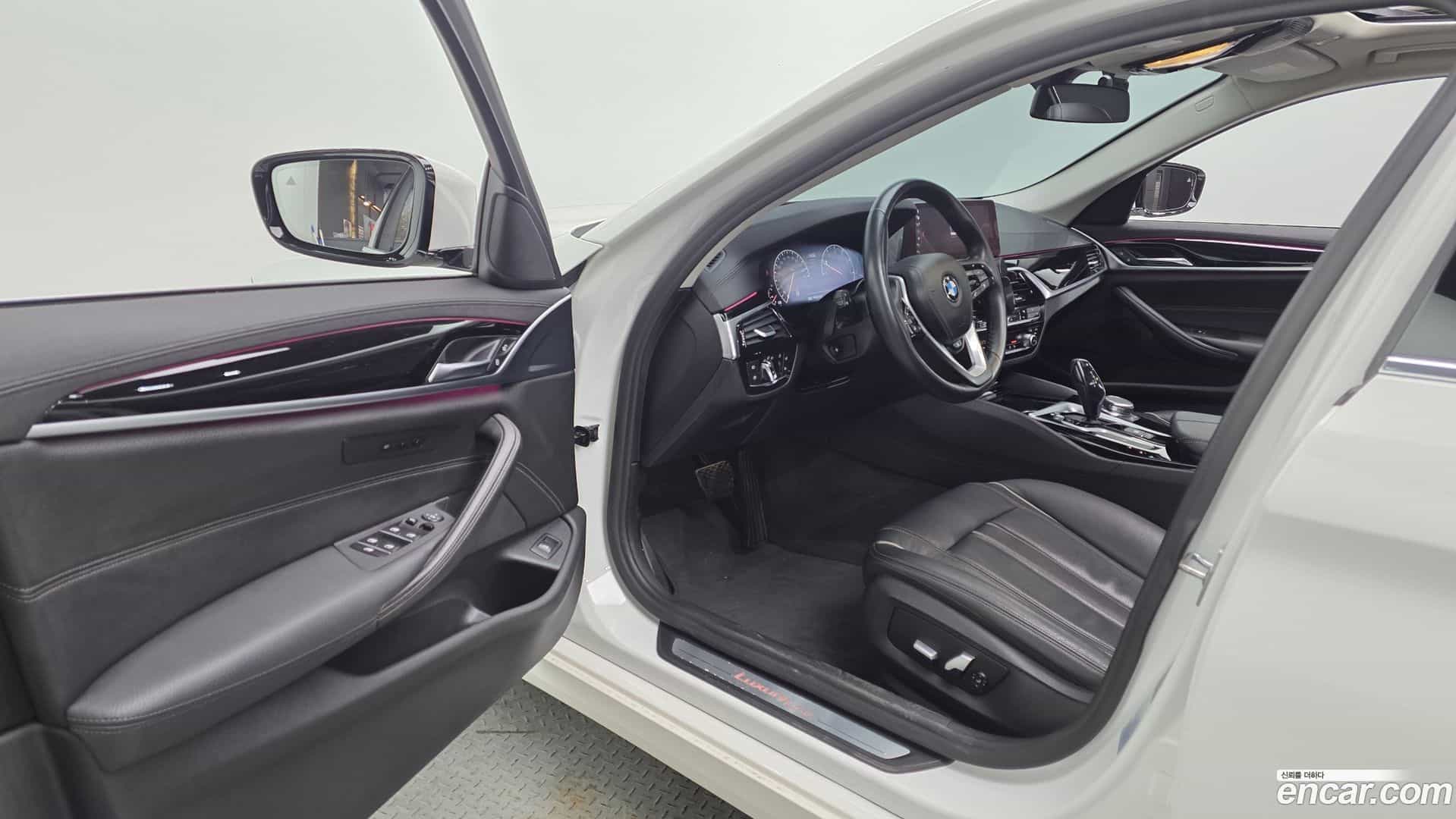 5-Series BMW 2019.5-INNER-010