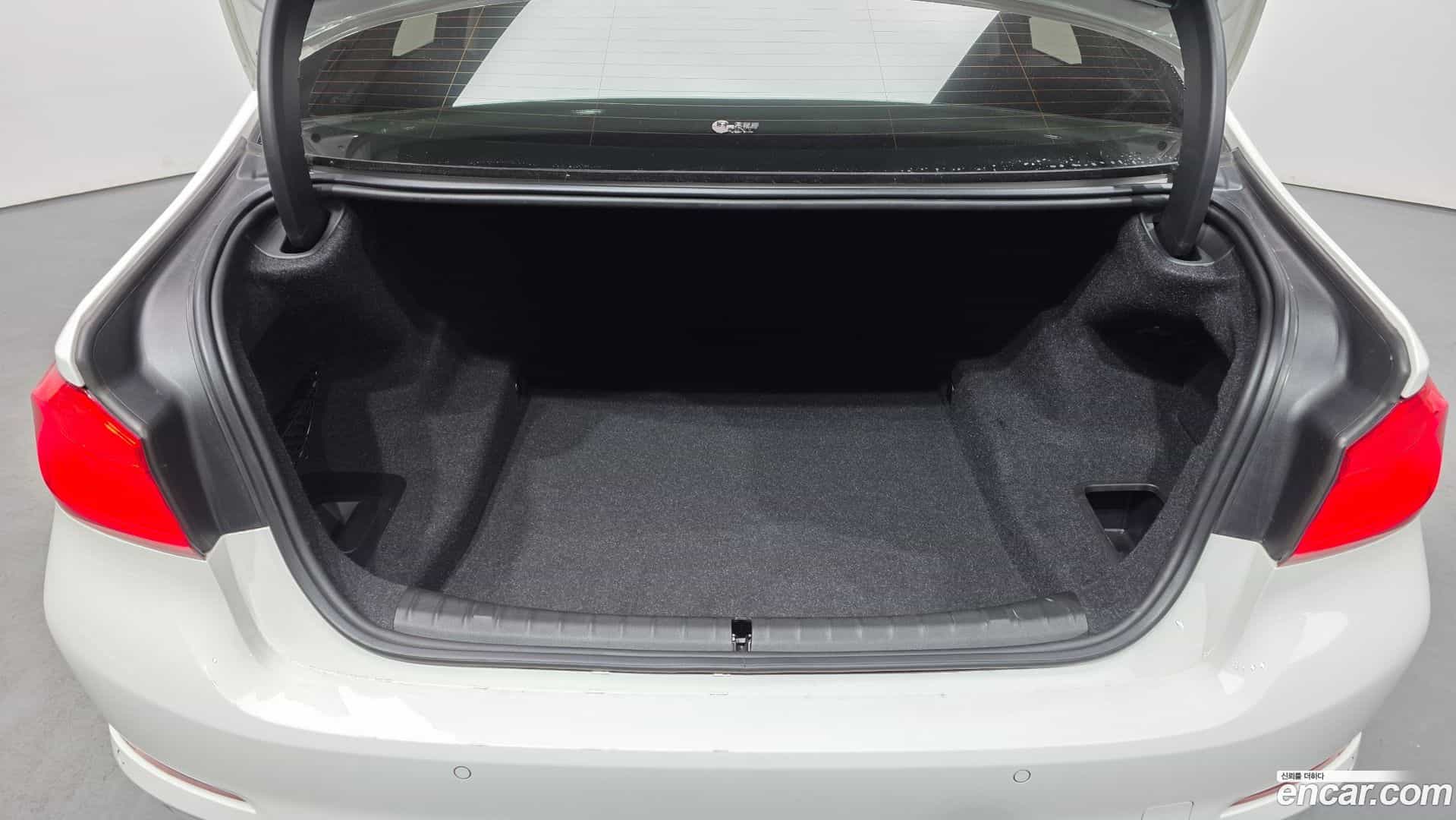 5-Series BMW 2019.5-OPTION-044