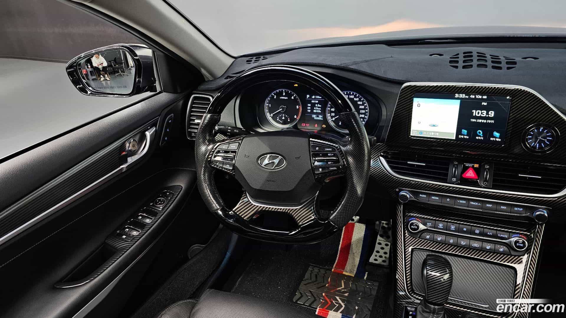 Grandeur Hyundai 2018.9-OPTION-017