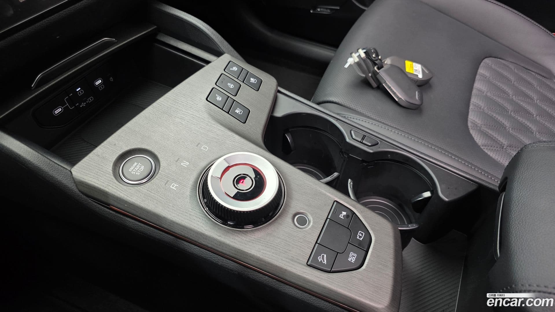 Main__Slider__Photo:Sportage Kia 2025.1-8