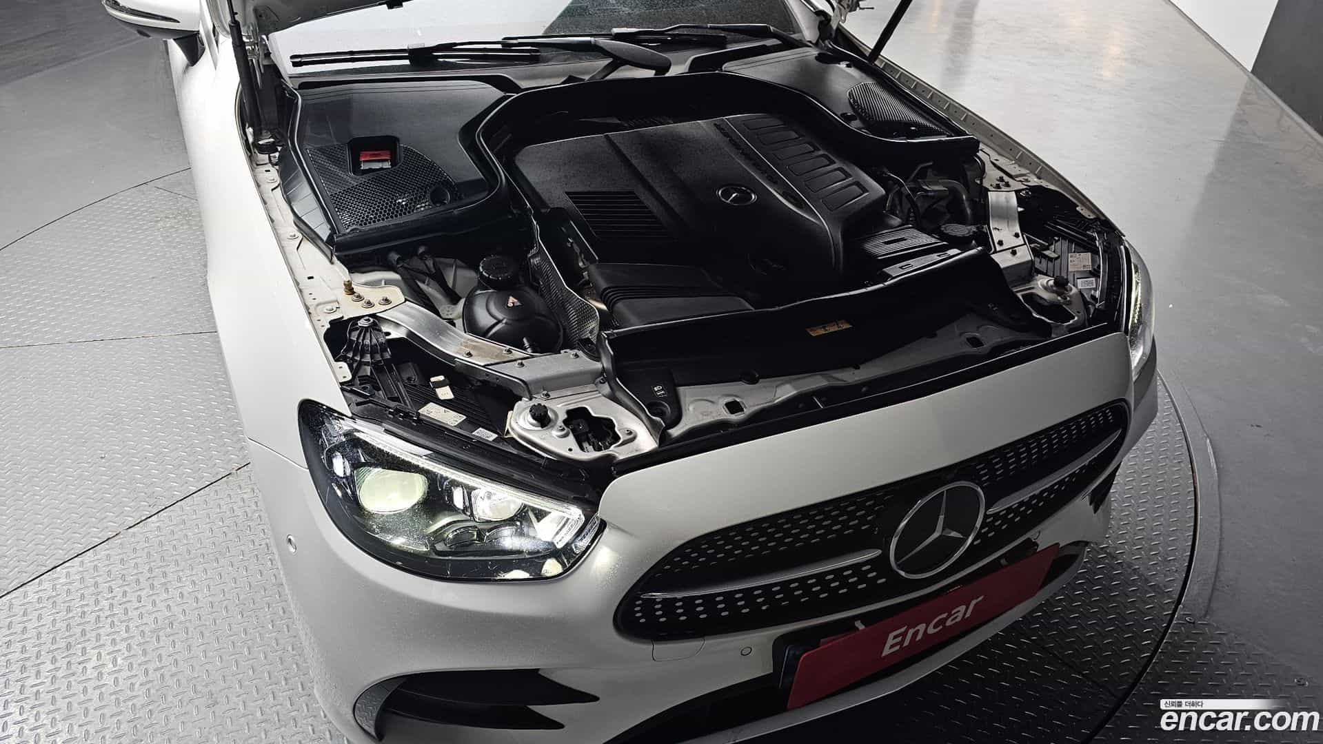 E-Class Mercedes-Benz 2022.2-OUTER-006
