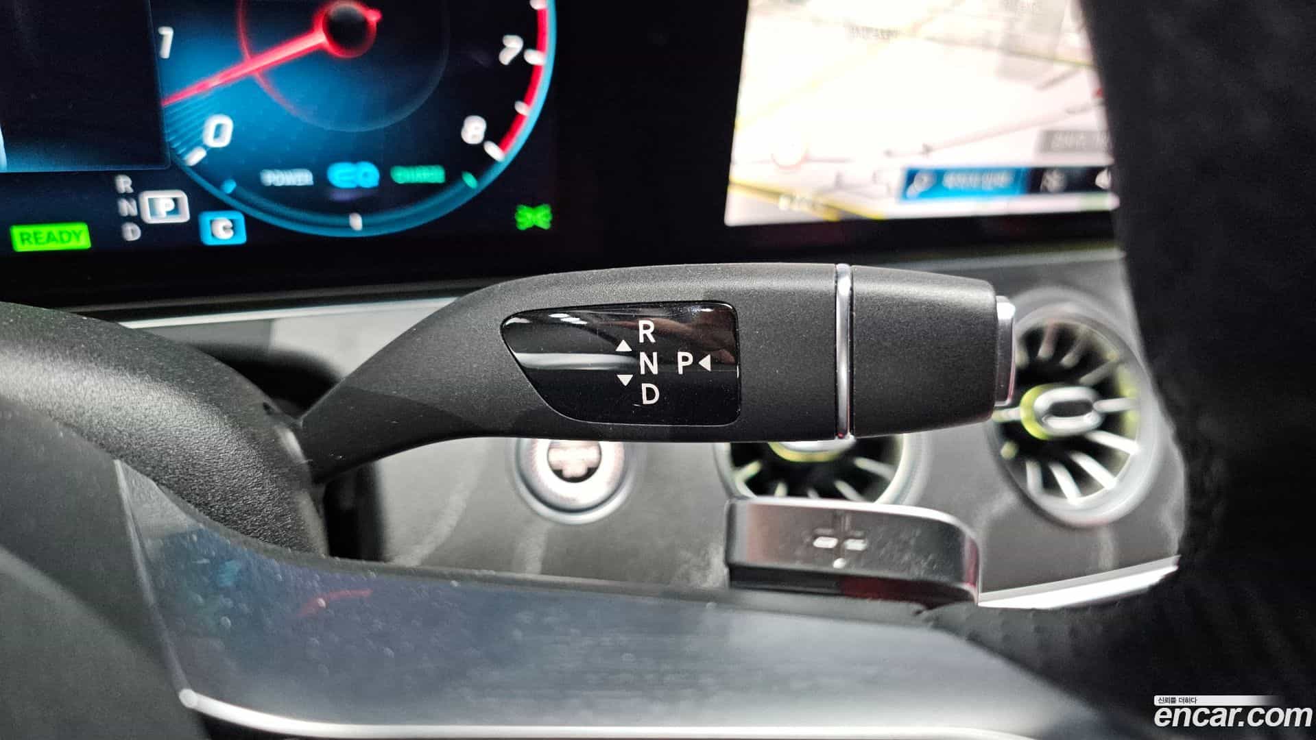 E-Class Mercedes-Benz 2022.2-INNER-009