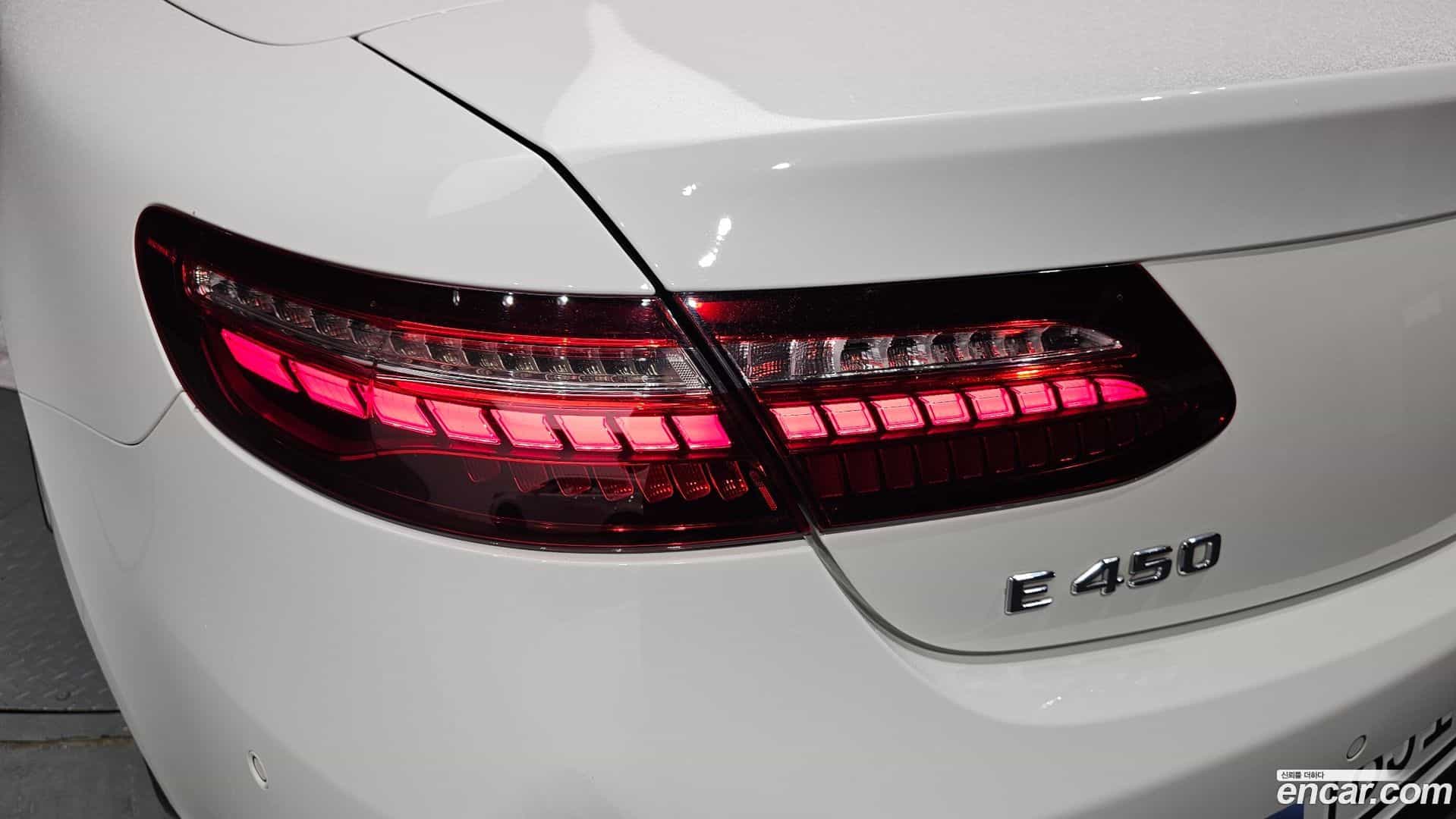 E-Class Mercedes-Benz 2022.2-OUTER-033