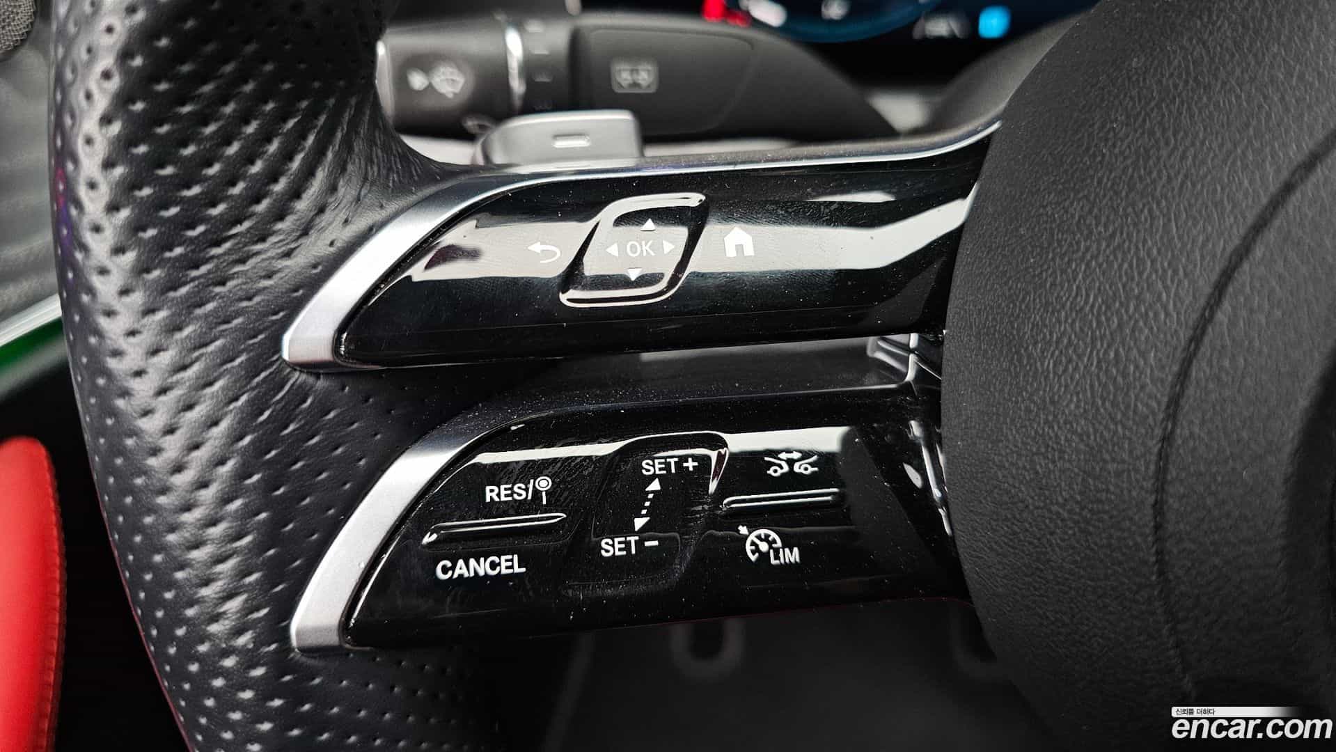 E-Class Mercedes-Benz 2022.2-OPTION-040