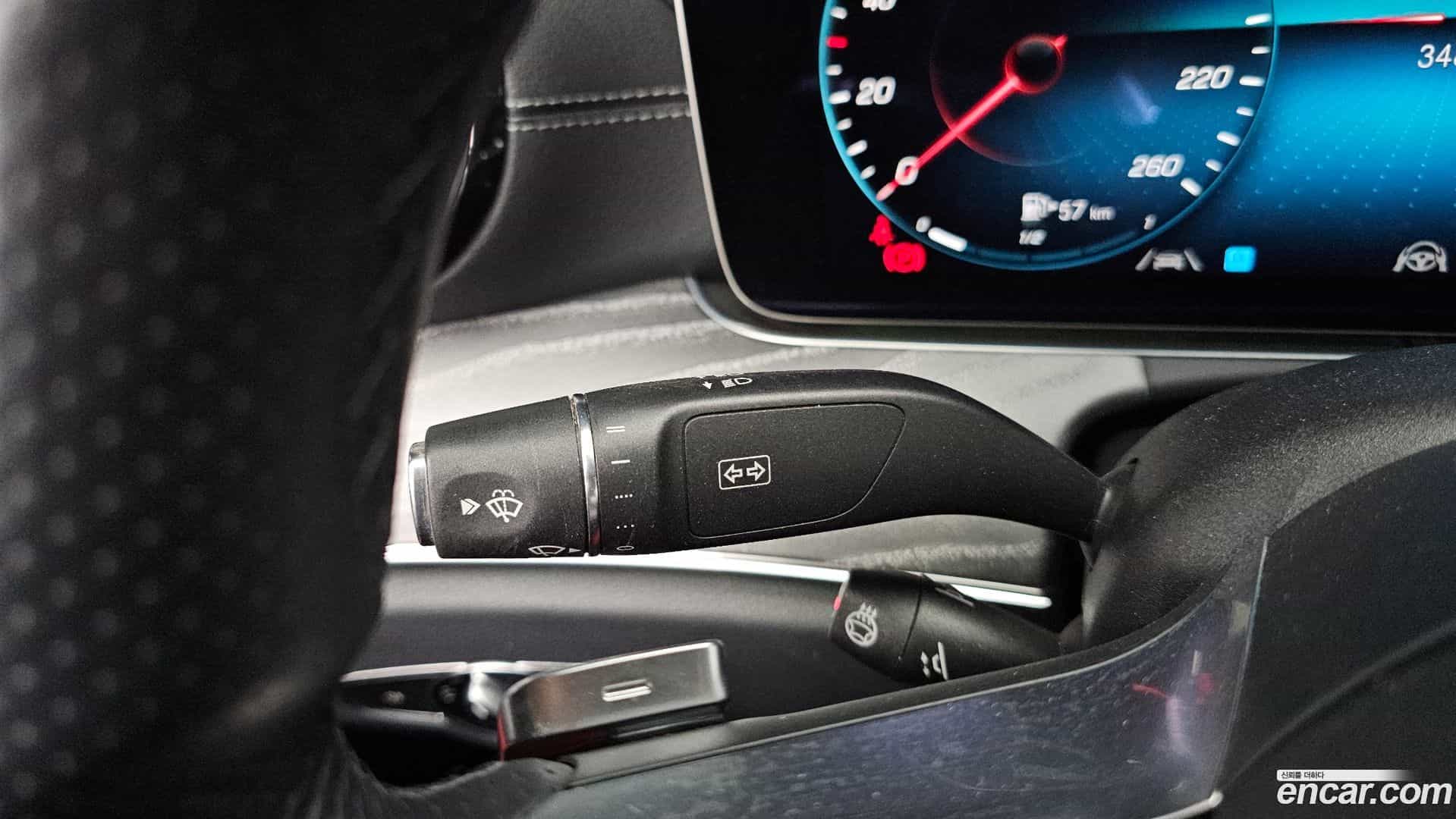 E-Class Mercedes-Benz 2022.2-OPTION-041