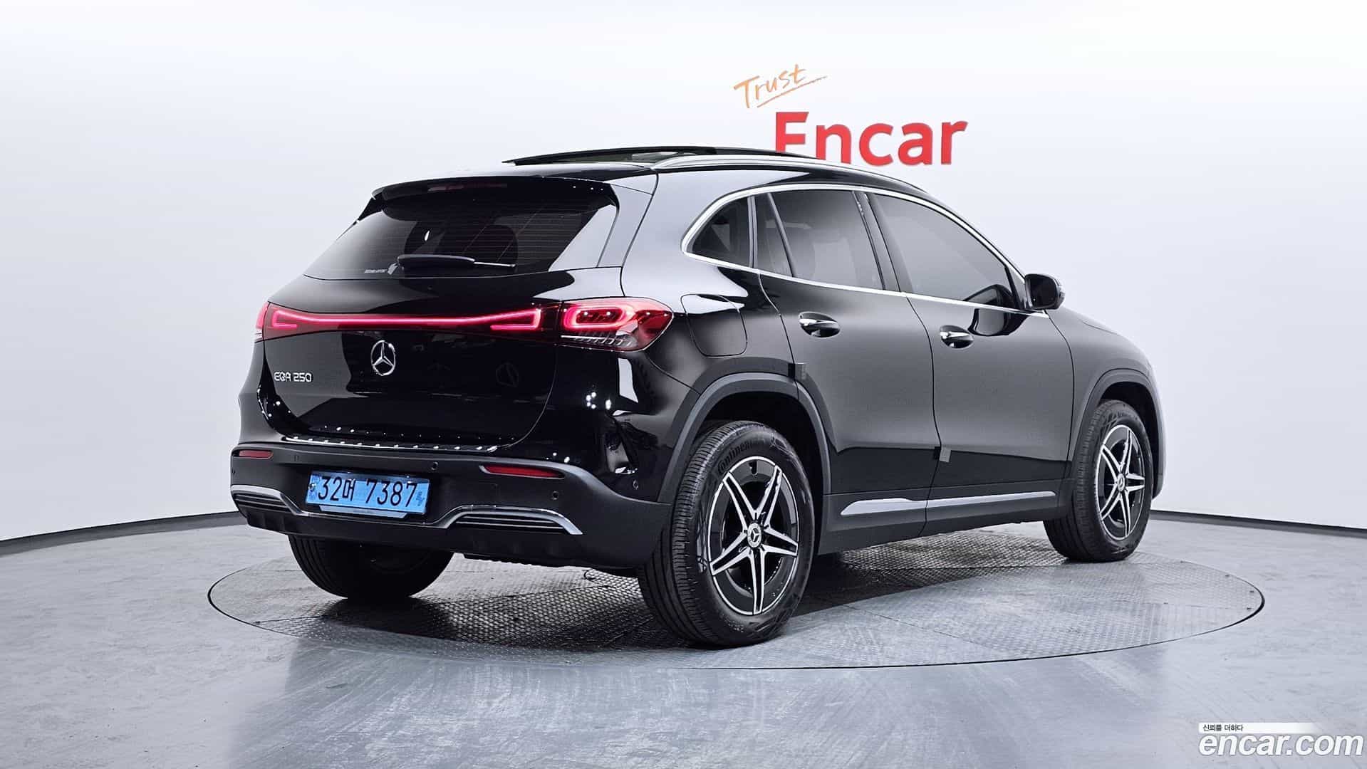 EQA Mercedes-Benz 2024.5-OUTER-002