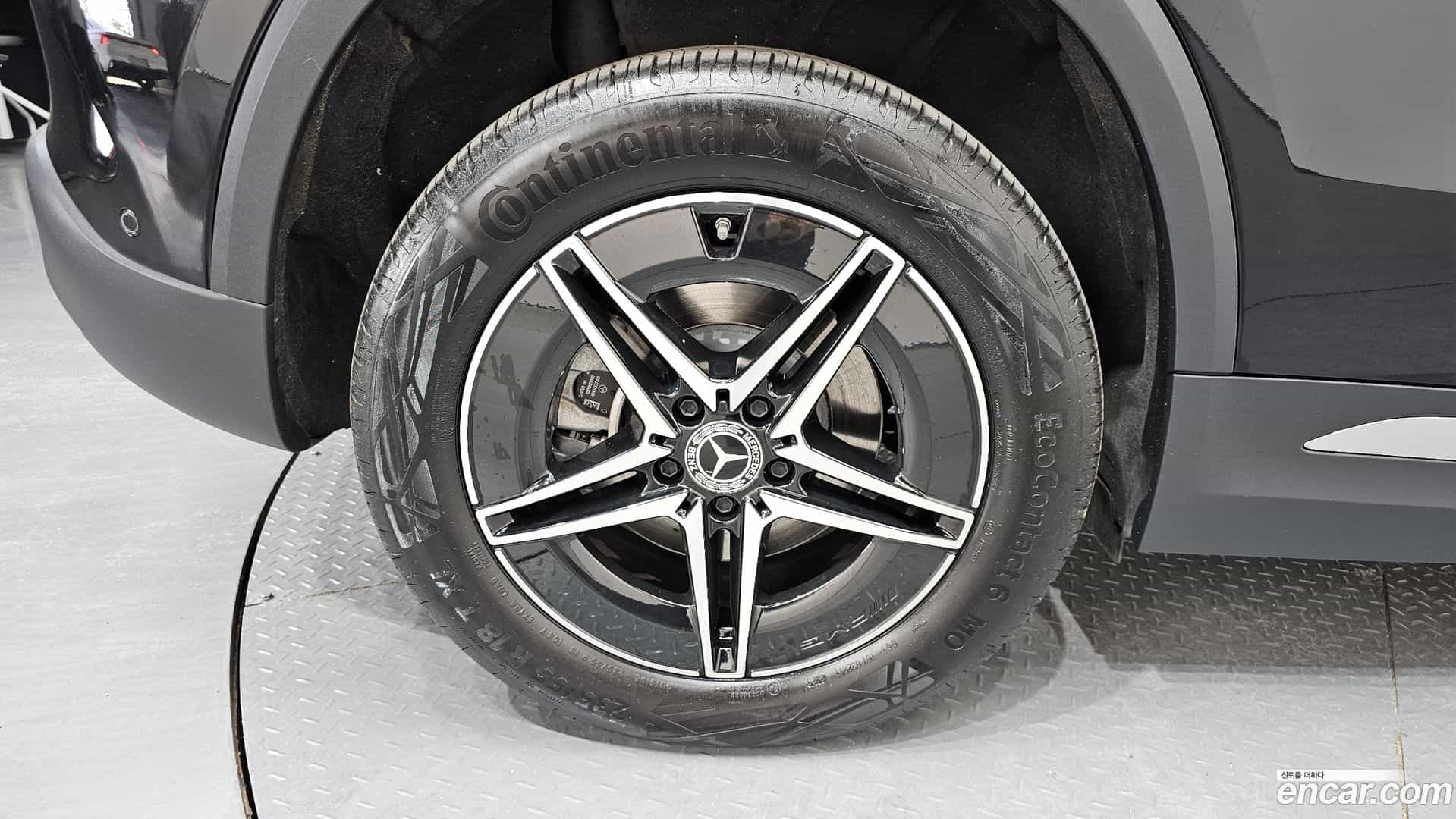 EQA Mercedes-Benz 2024.5-OUTER-005