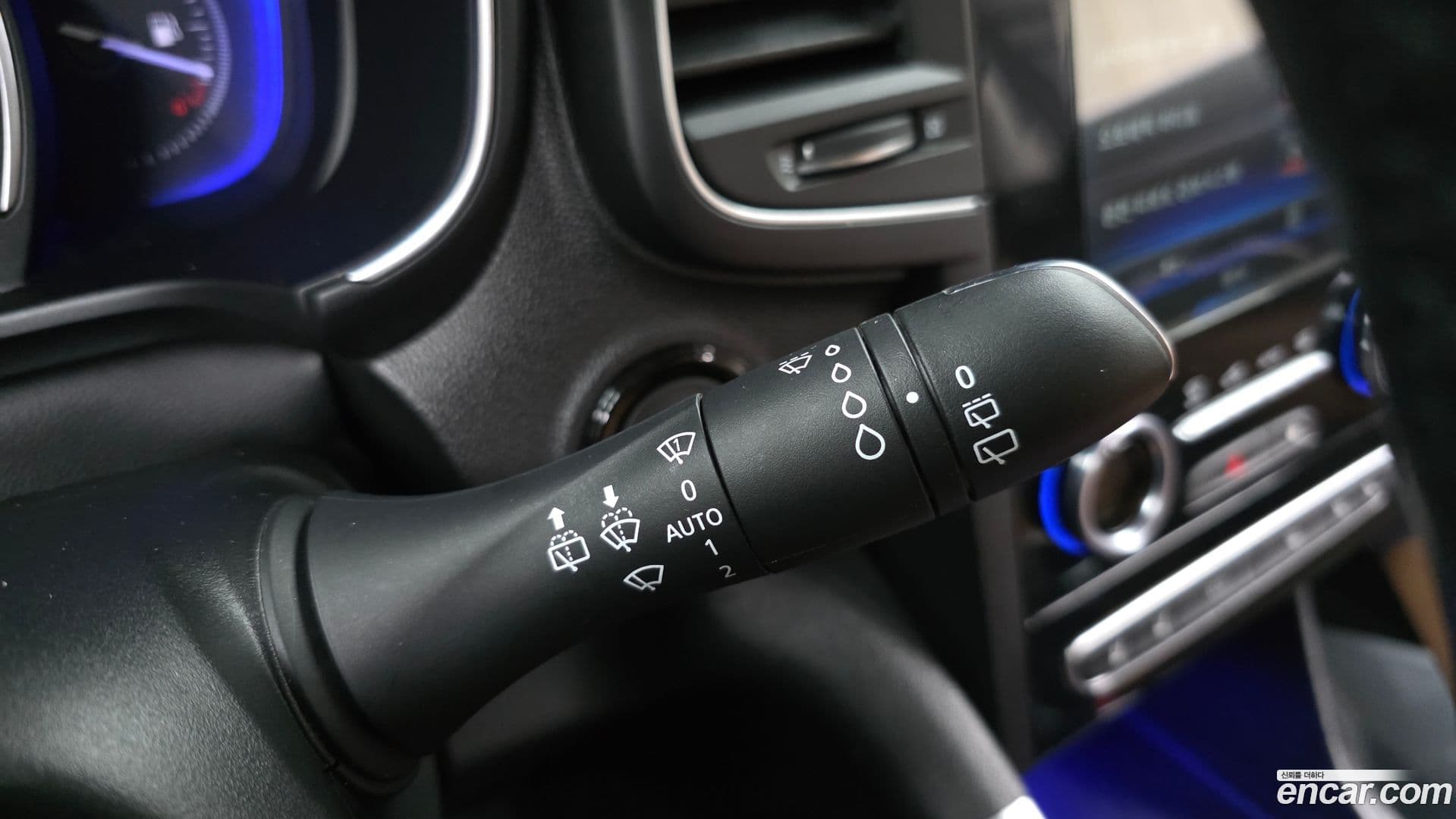 Main__Slider__Photo:QM6 Renault Korea 2023.0-27