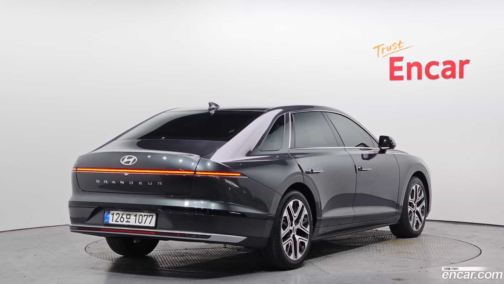 Grandeur Hyundai 2025.8-OUTER-002