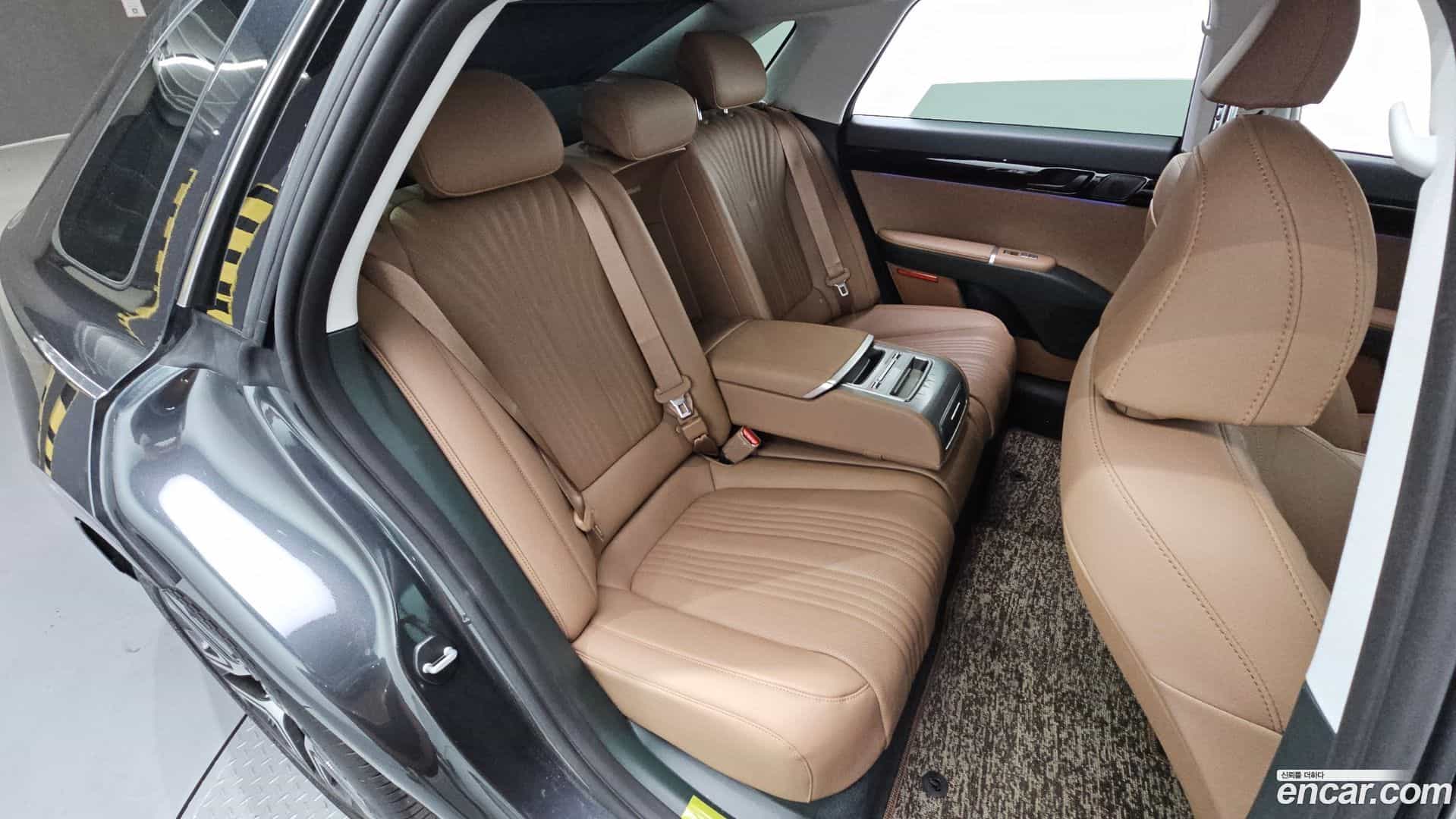 Grandeur Hyundai 2025.8-OPTION-050