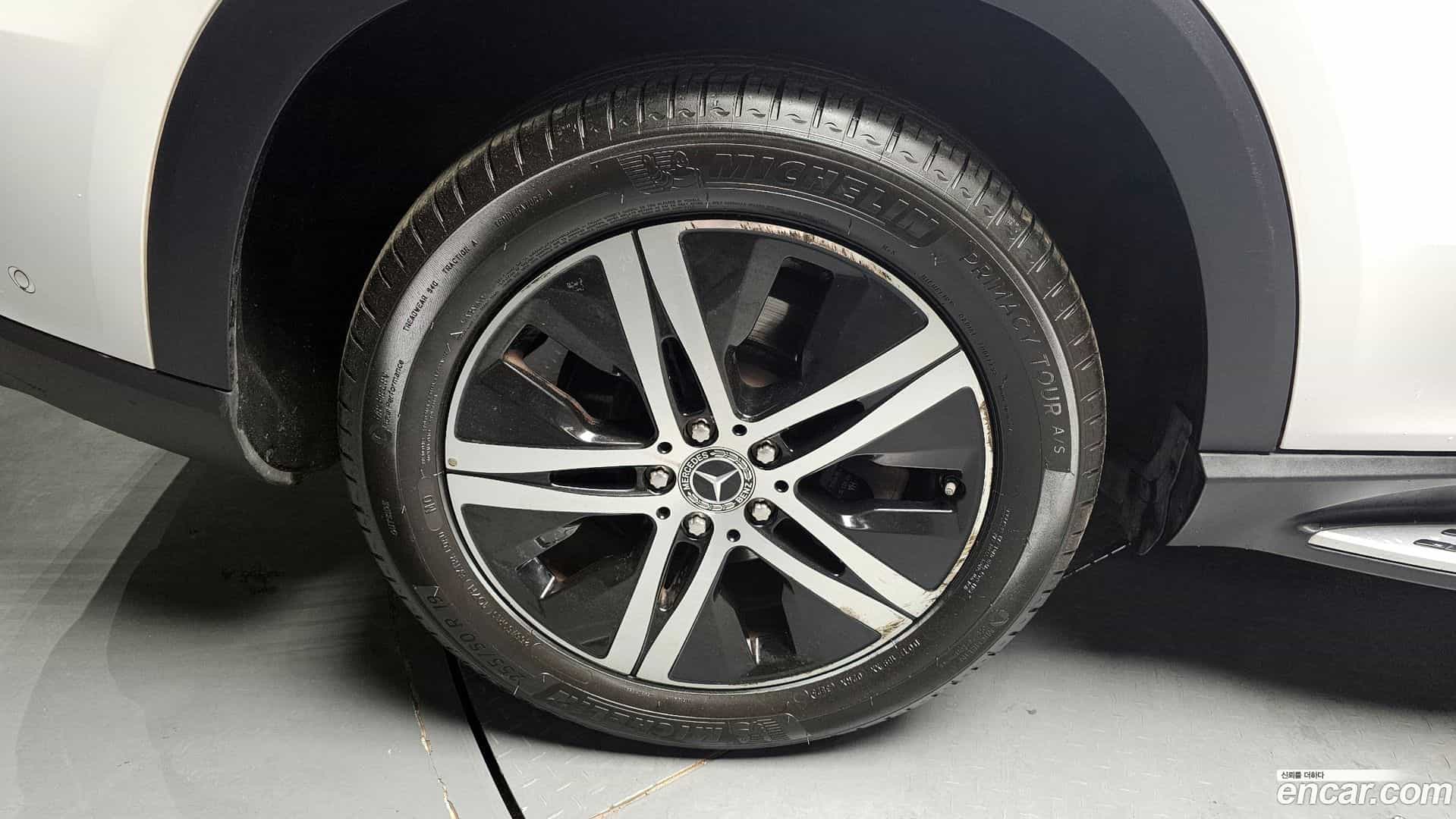 GLE-Class Mercedes-Benz 2020.7-OUTER-005