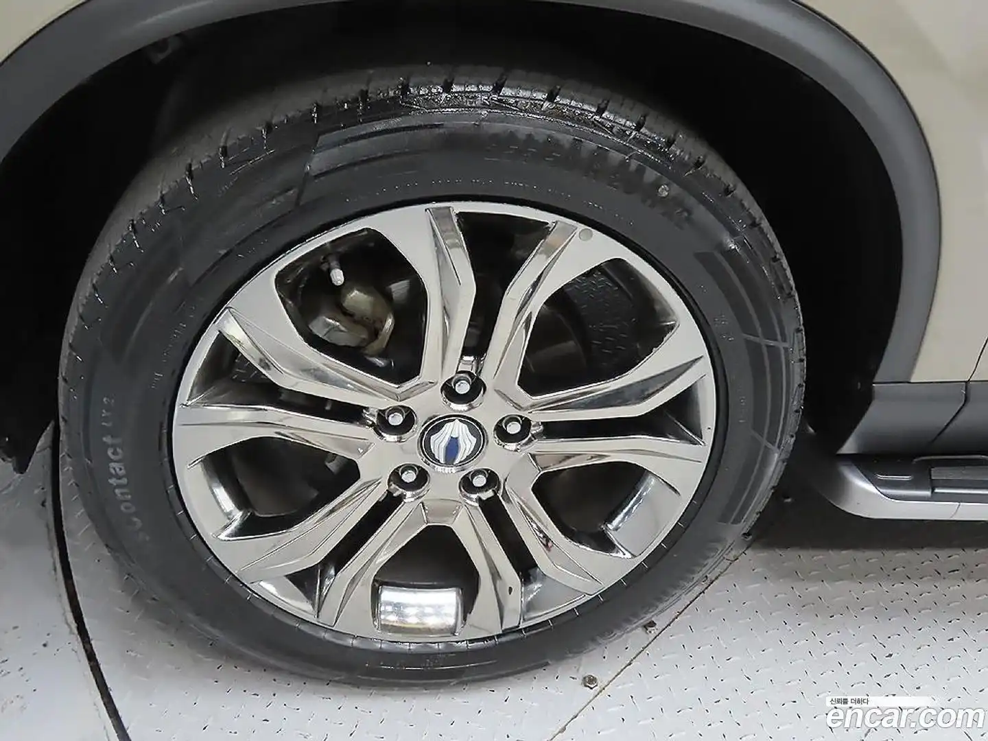 Rexton KG Mobility 2017.5-OUTER-005