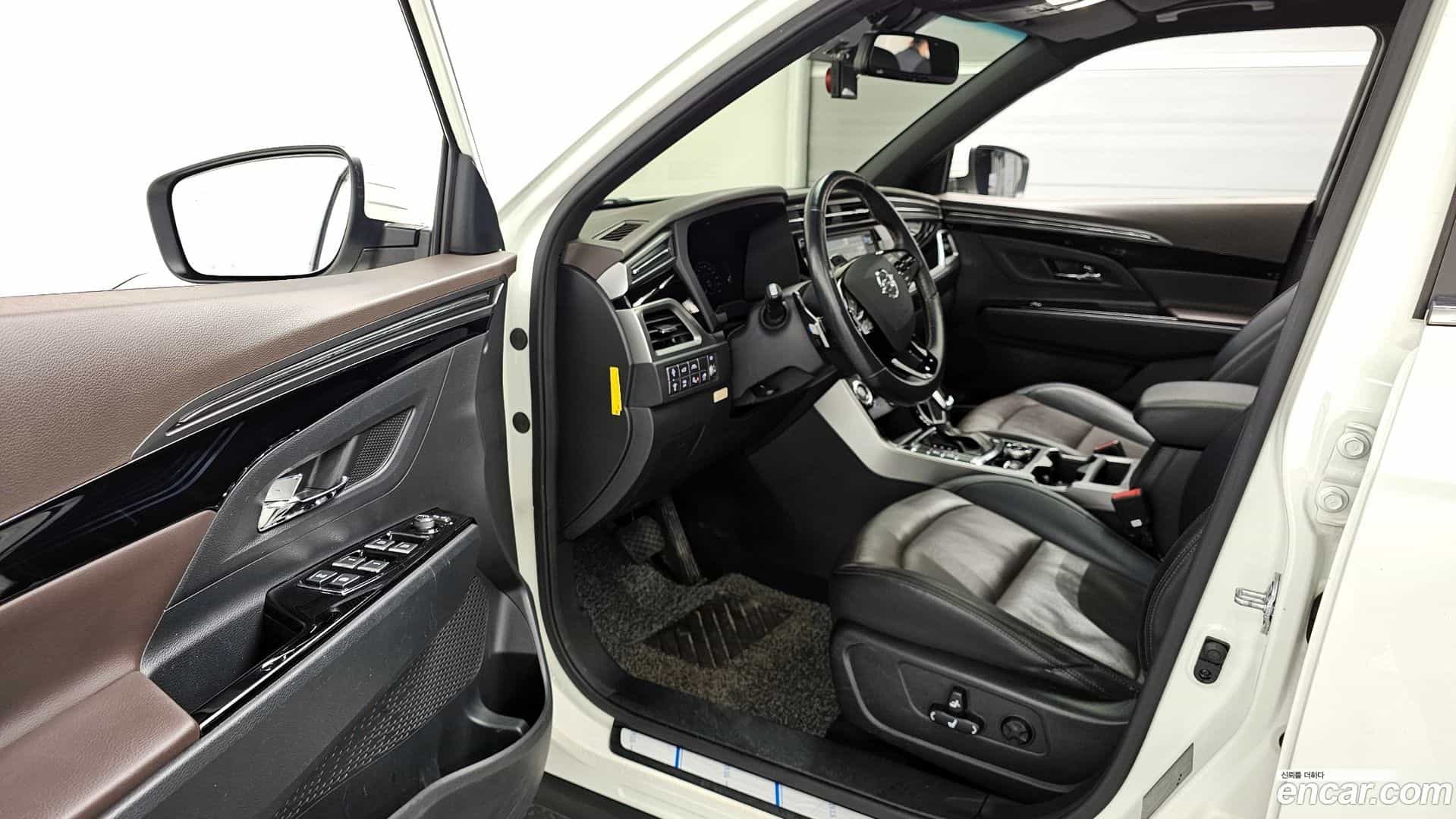 KORANDO KG Mobility 2019.4-INNER-010