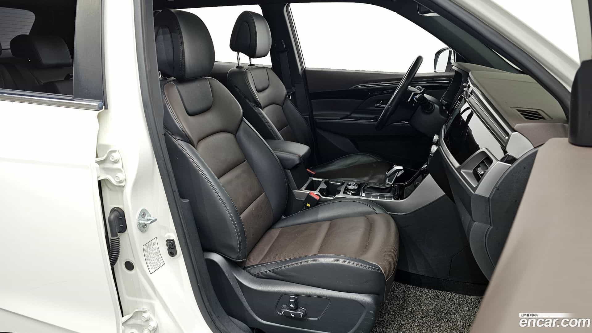 KORANDO KG Mobility 2019.4-OPTION-015