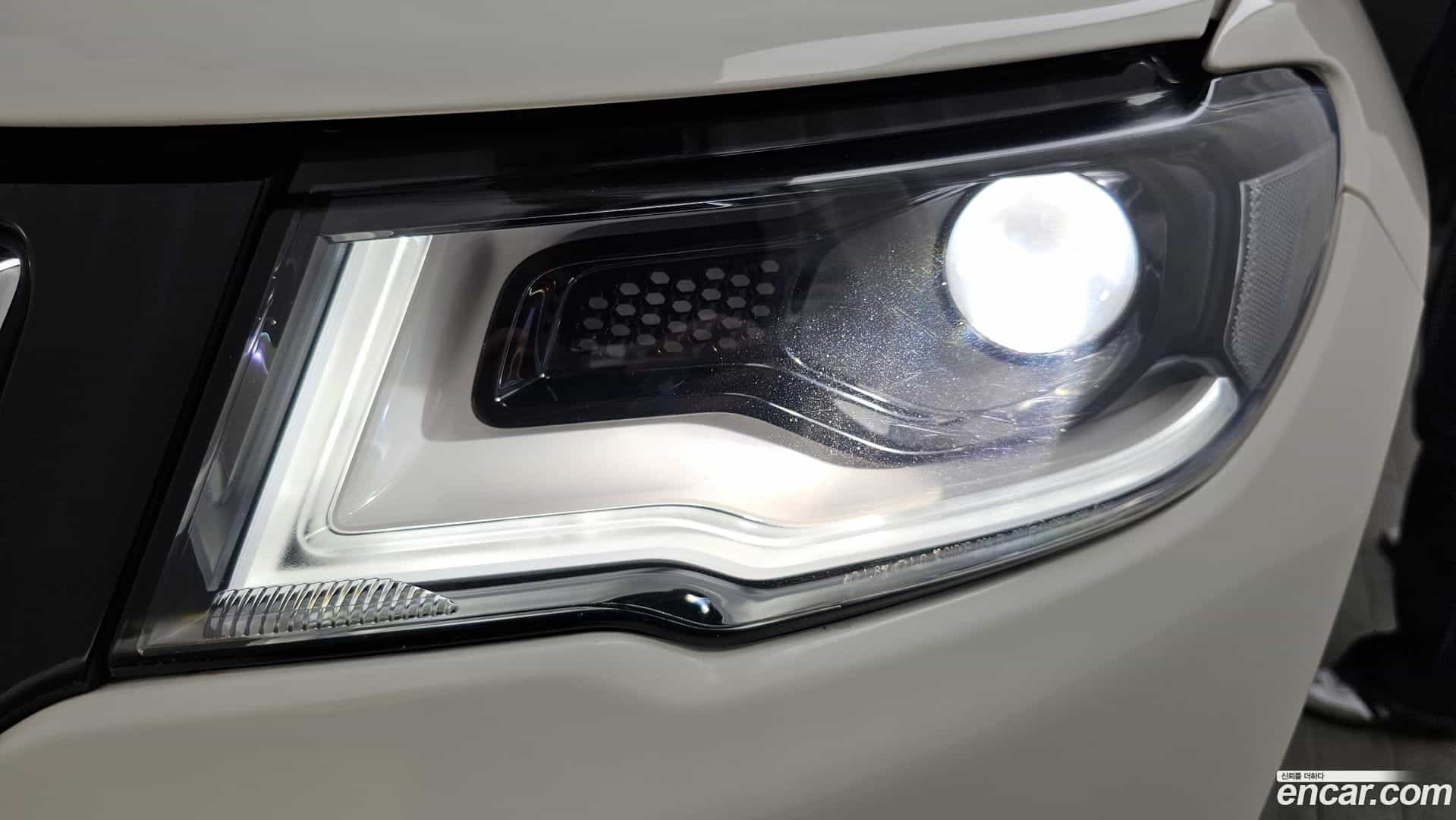Compass Jeep 2019.5-OUTER-032