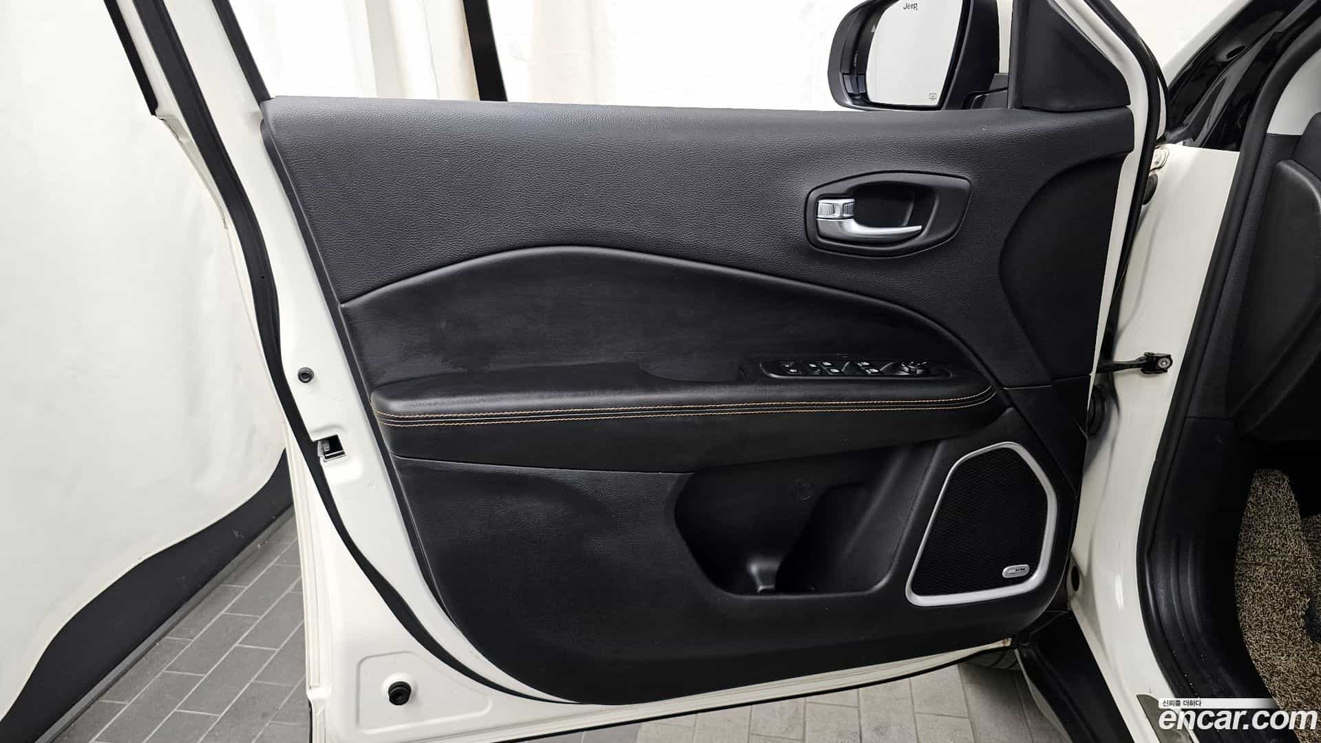 Compass Jeep 2019.5-INNER-034