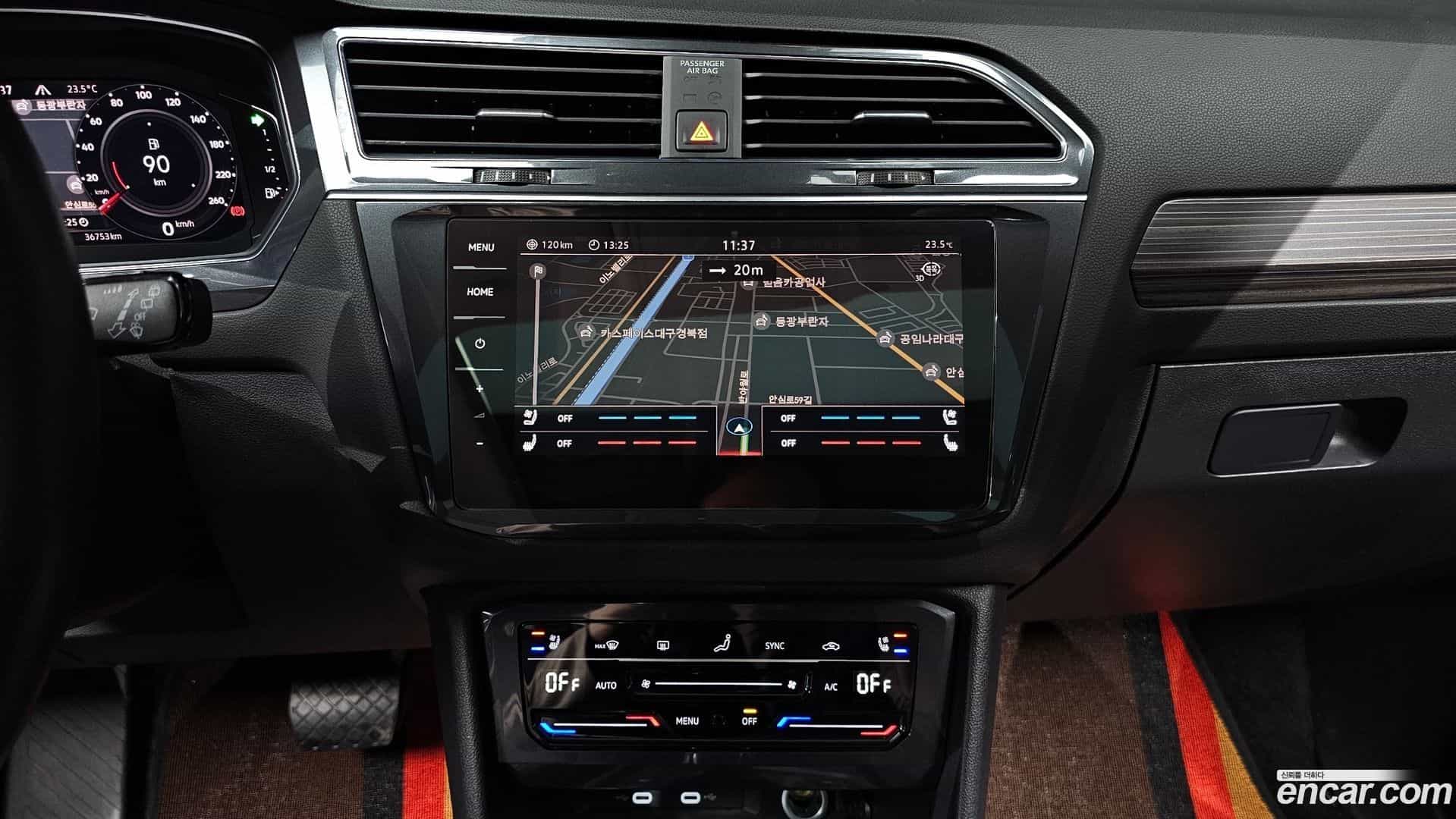 Tiguan Volkswagen 2023.8-OPTION-019