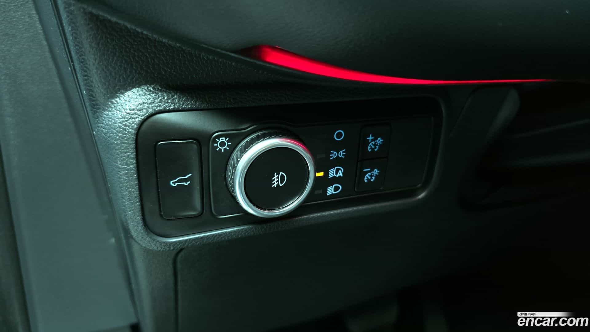 Explorer Ford 2025.4-OPTION-021