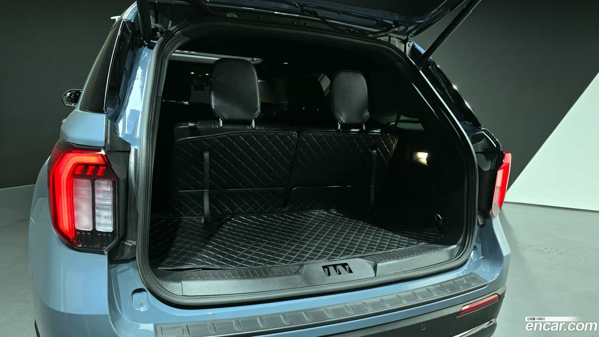 Explorer Ford 2025.4-OPTION-040