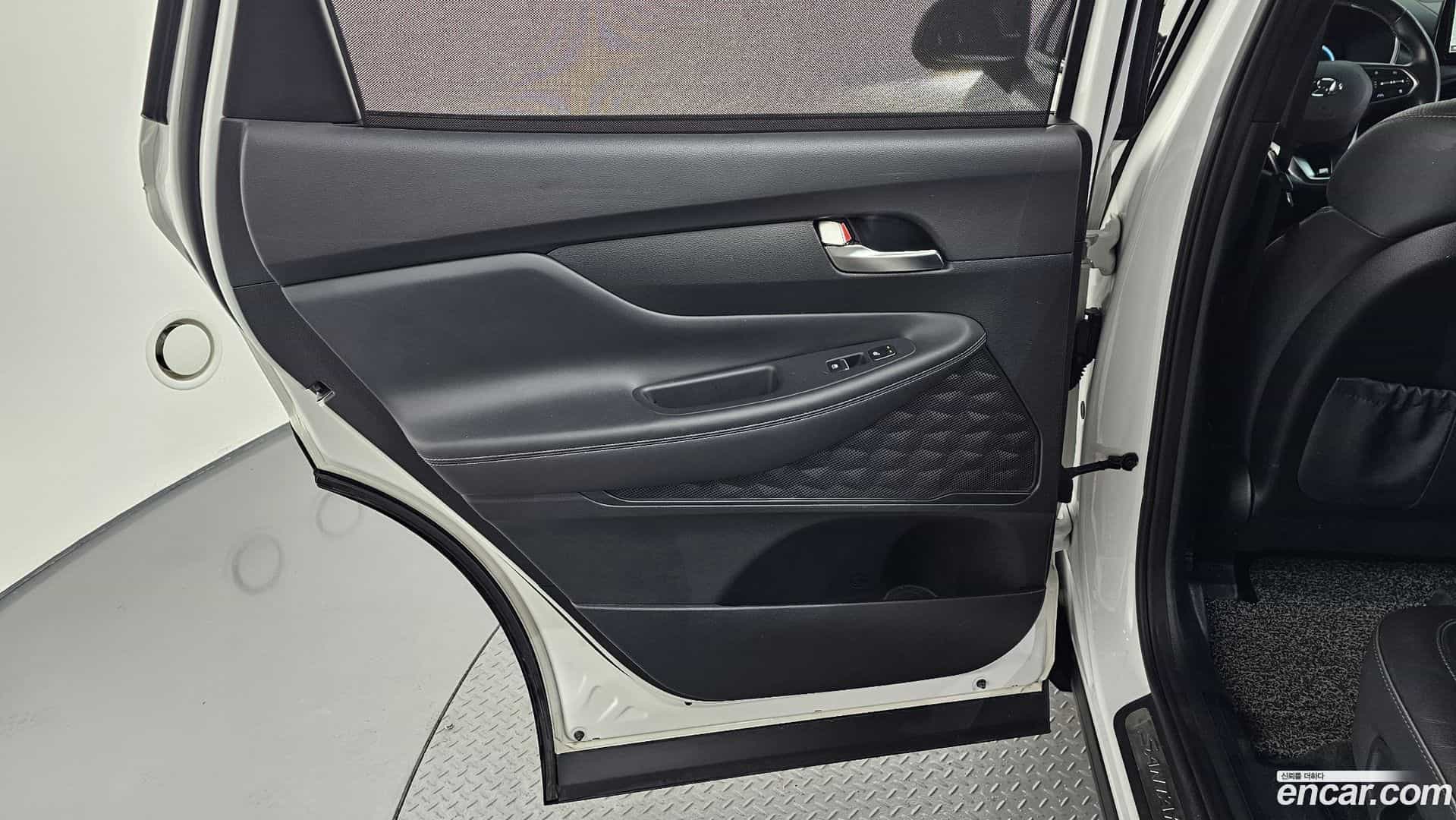 Santafe Hyundai 2022.2-INNER-035