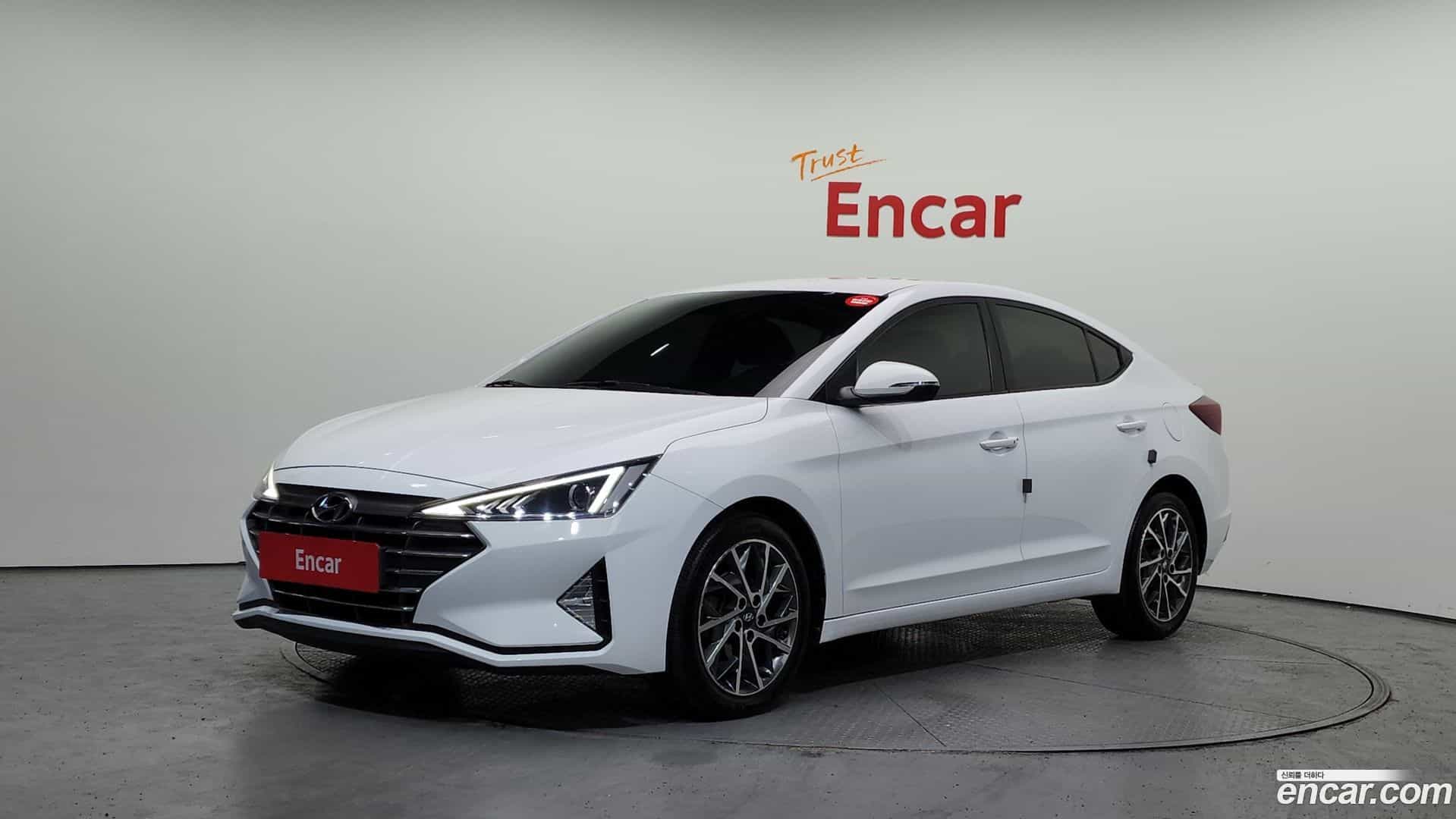 AVANTE Hyundai 2020.1-OUTER-001