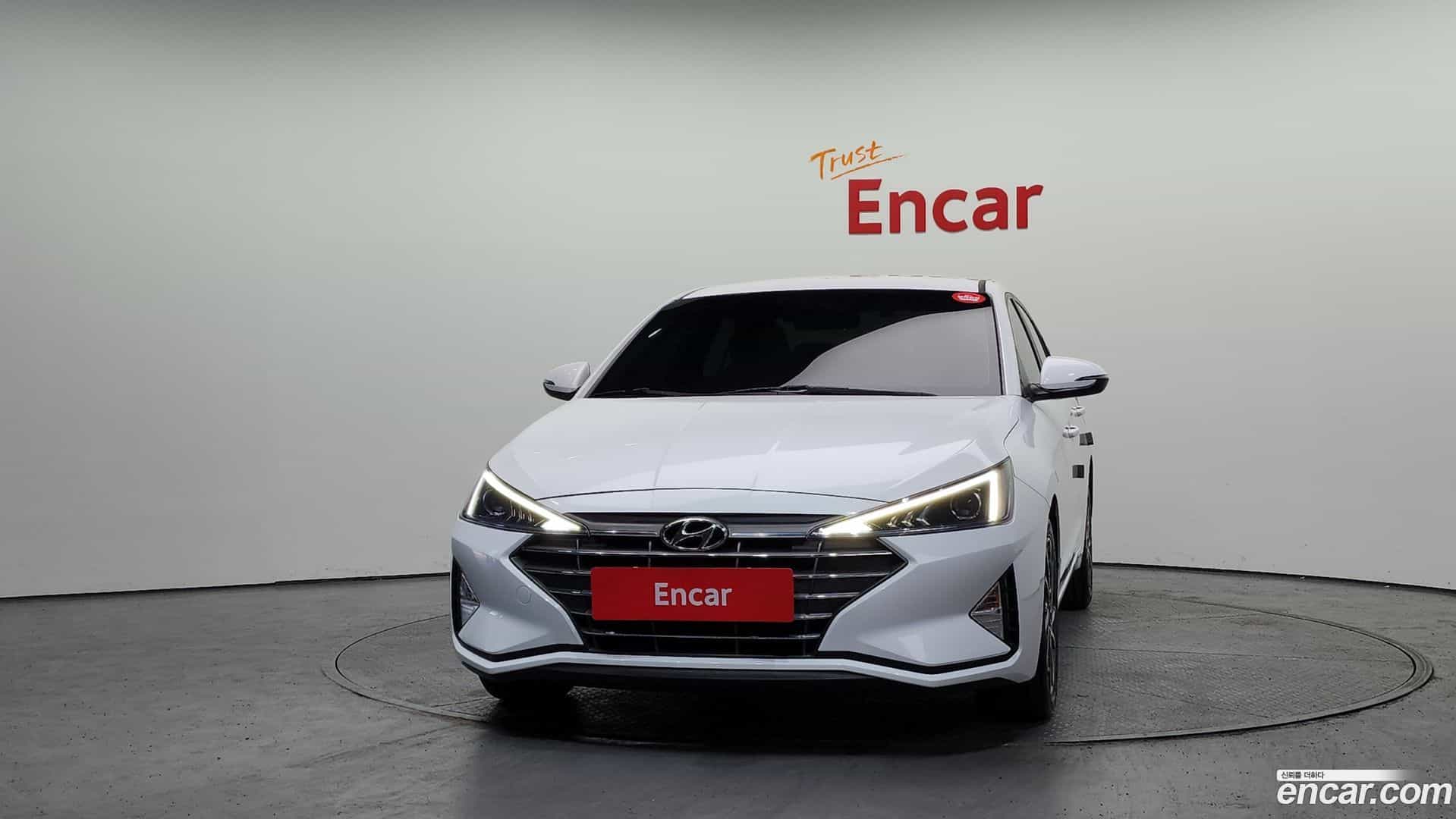 AVANTE Hyundai 2020.1-OUTER-003