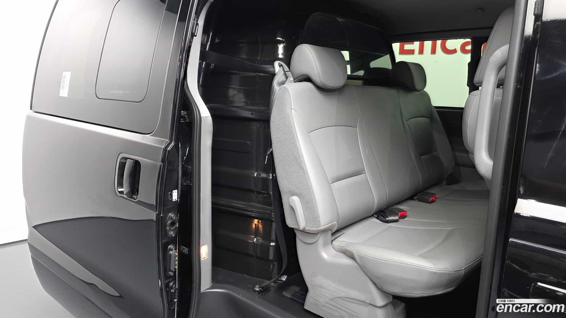 Starex Hyundai 2020.11-OPTION-016
