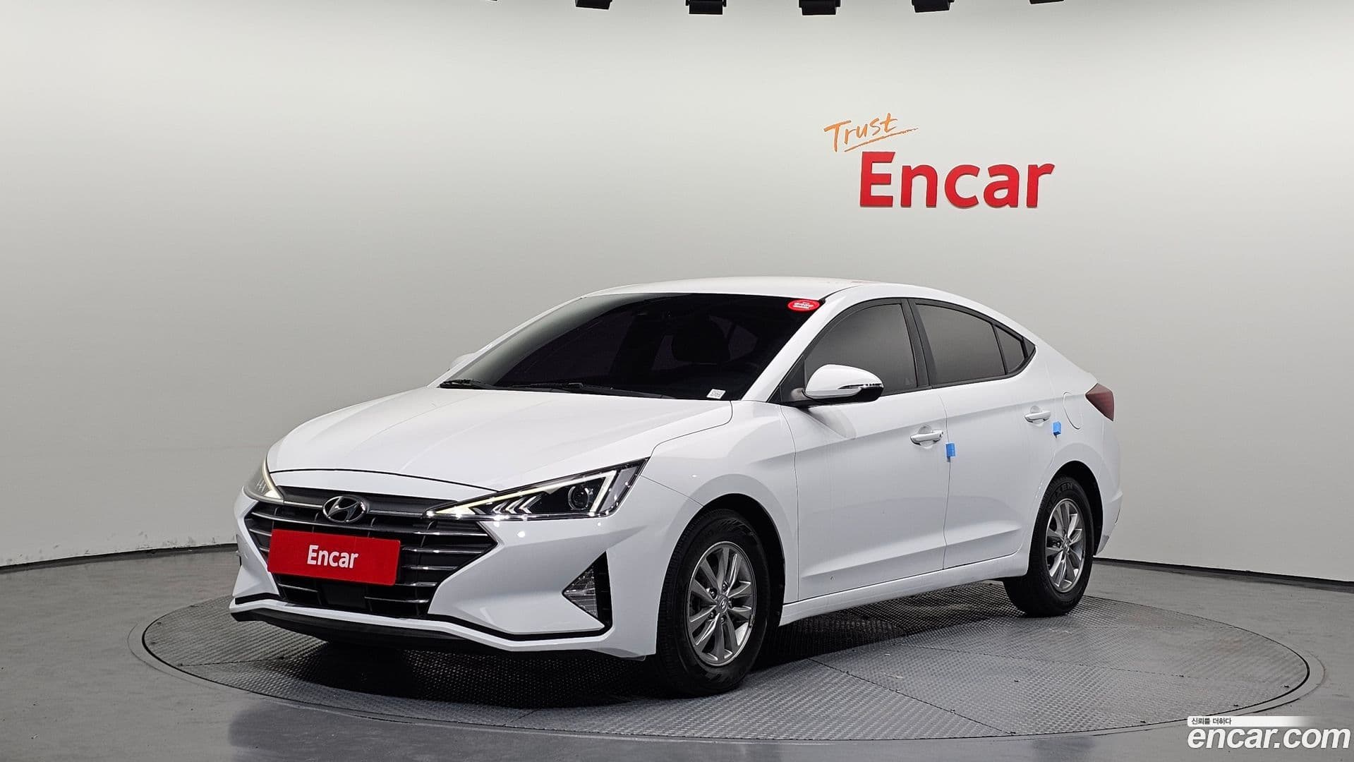 Main__Slider__Photo:AVANTE Hyundai 2019.11-0
