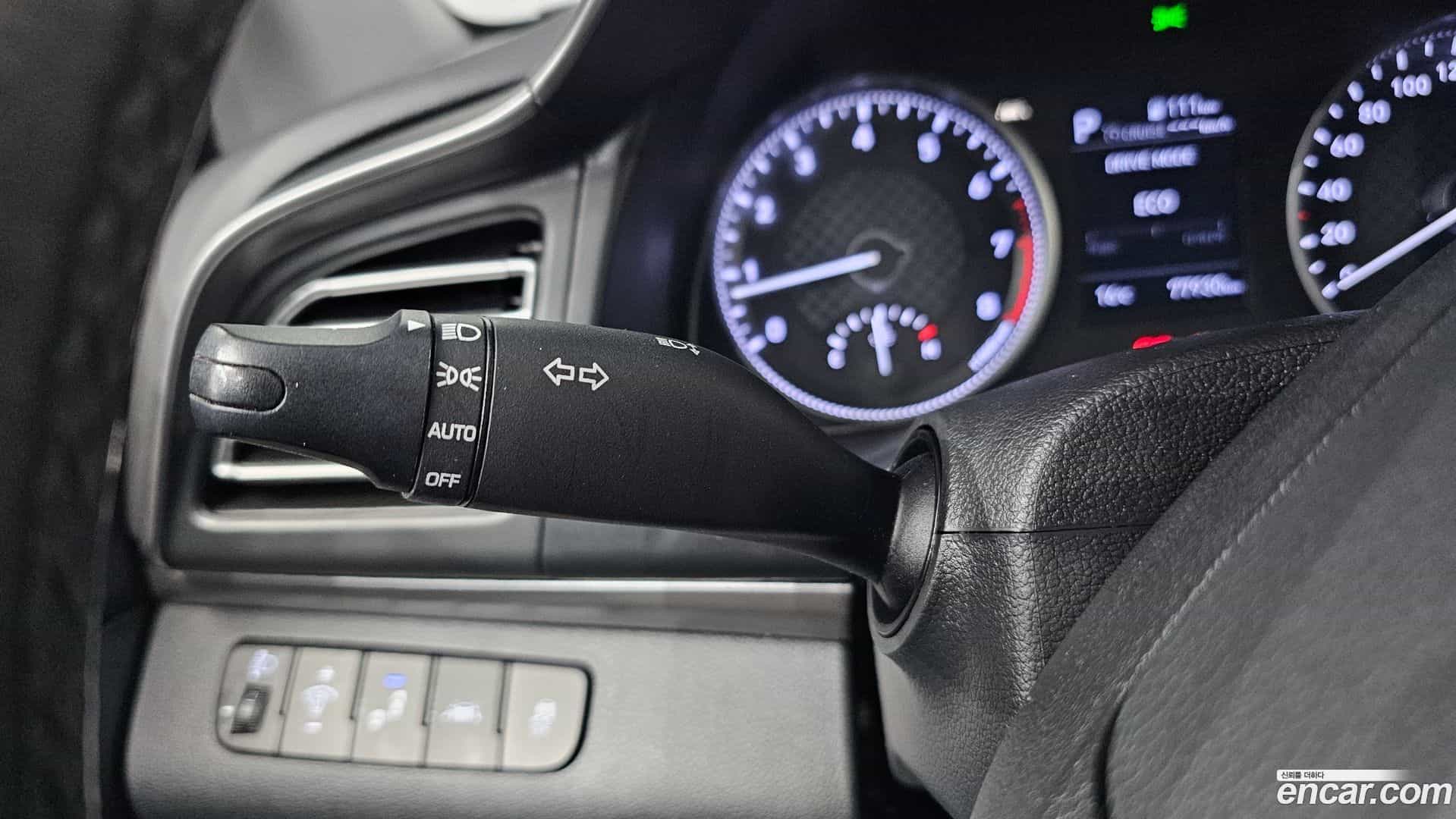 AVANTE Hyundai 2019.11-OPTION-023