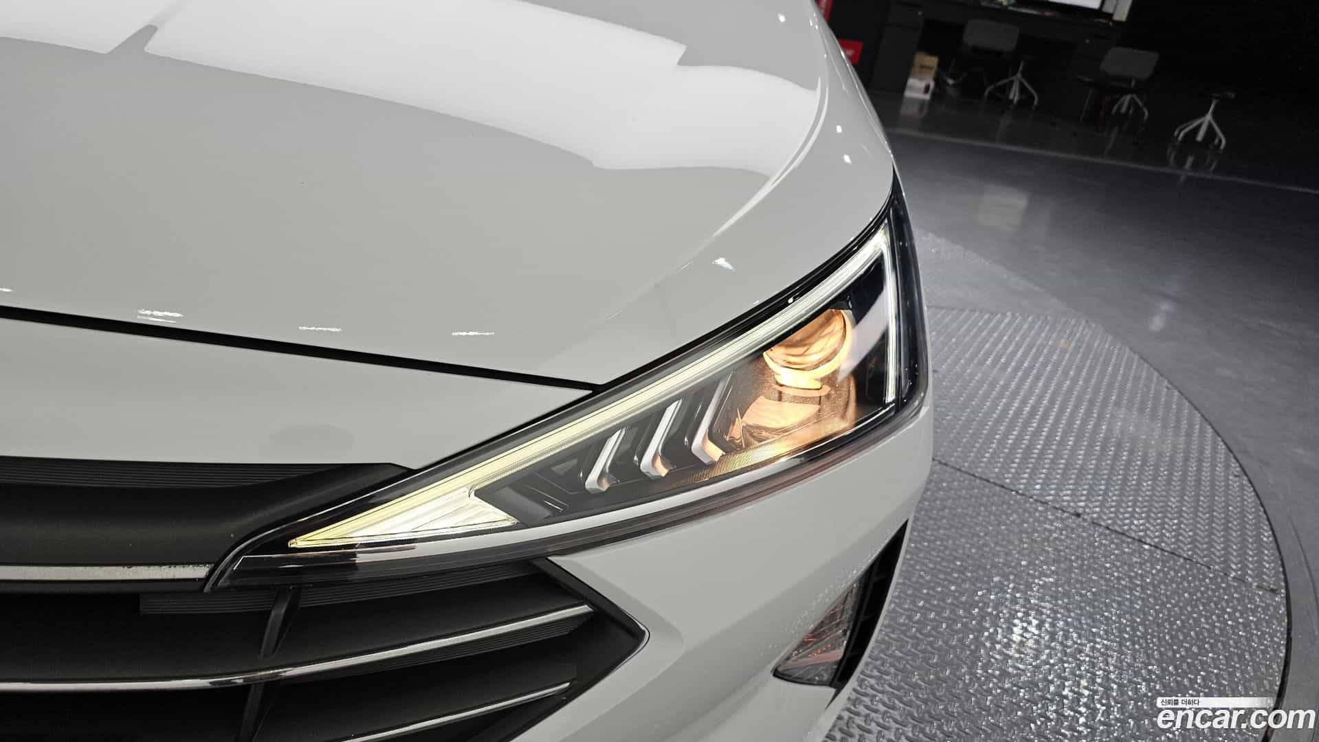 AVANTE Hyundai 2019.11-OUTER-032