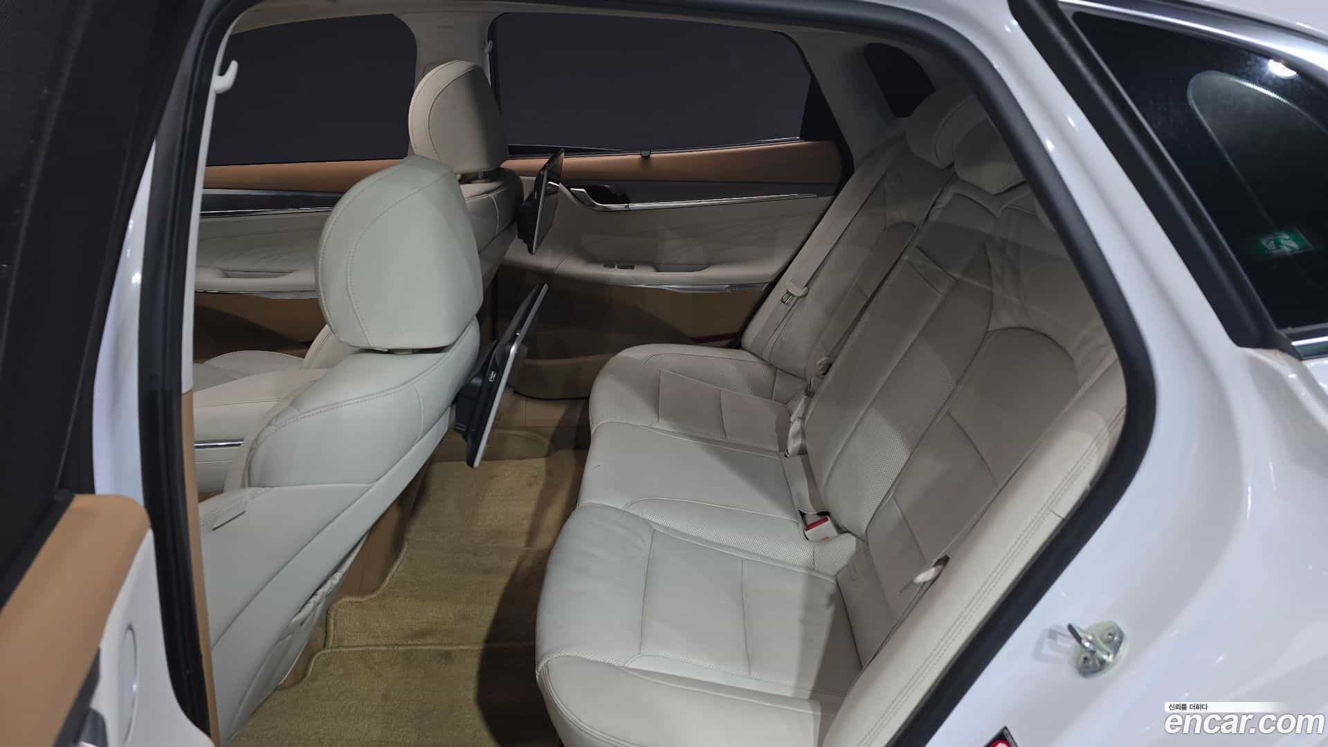Grandeur Hyundai 2020.9-OPTION-015