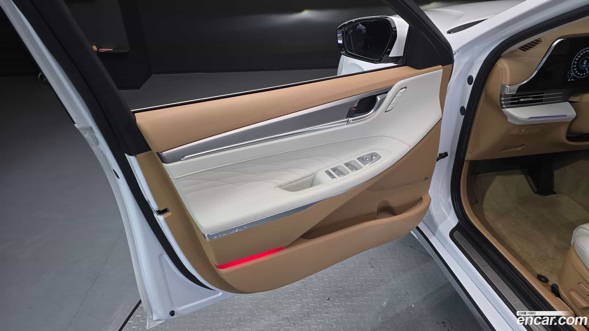 Grandeur Hyundai 2020.9-INNER-034